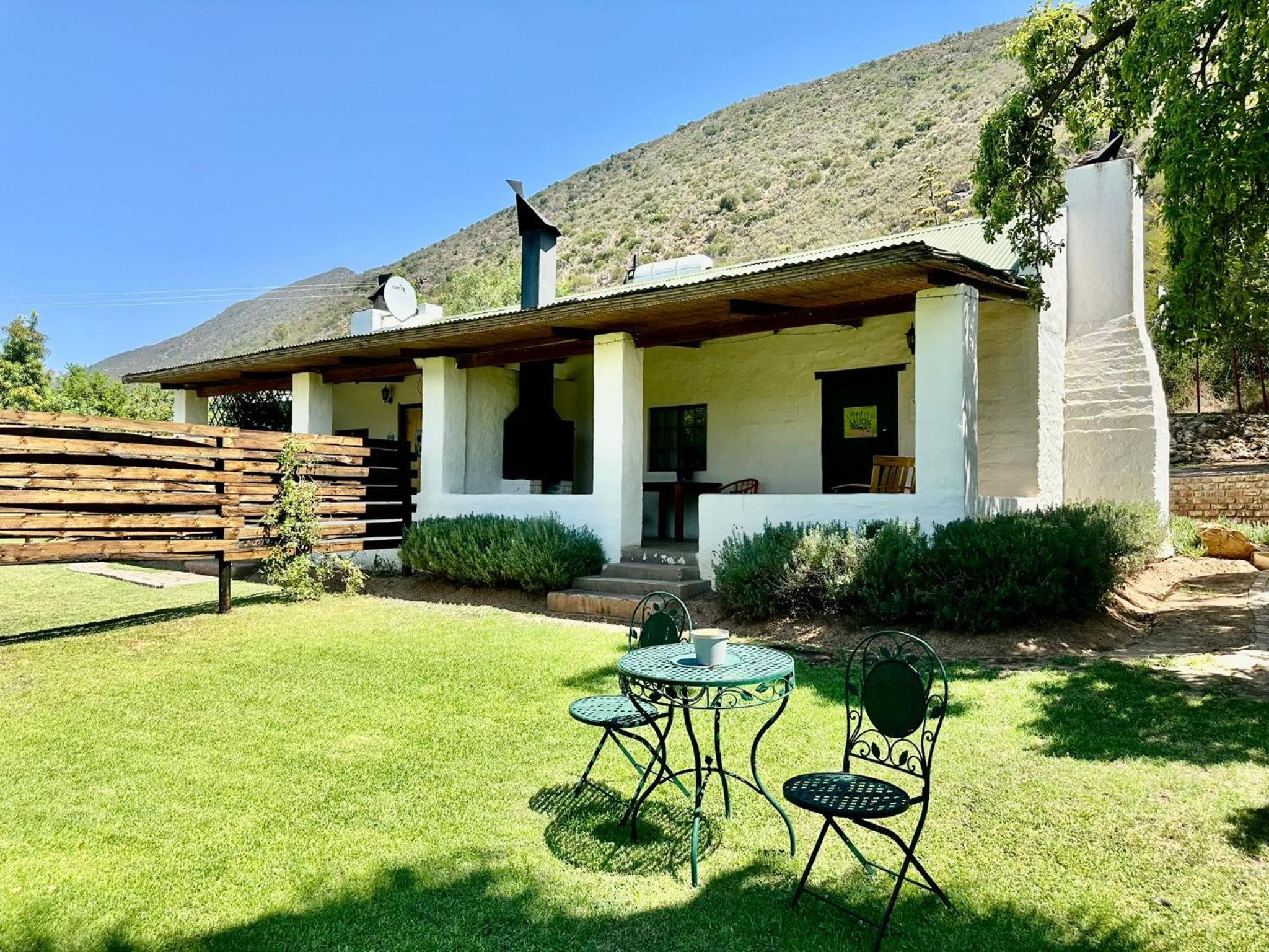 Lavender Cottage - Photo 3
