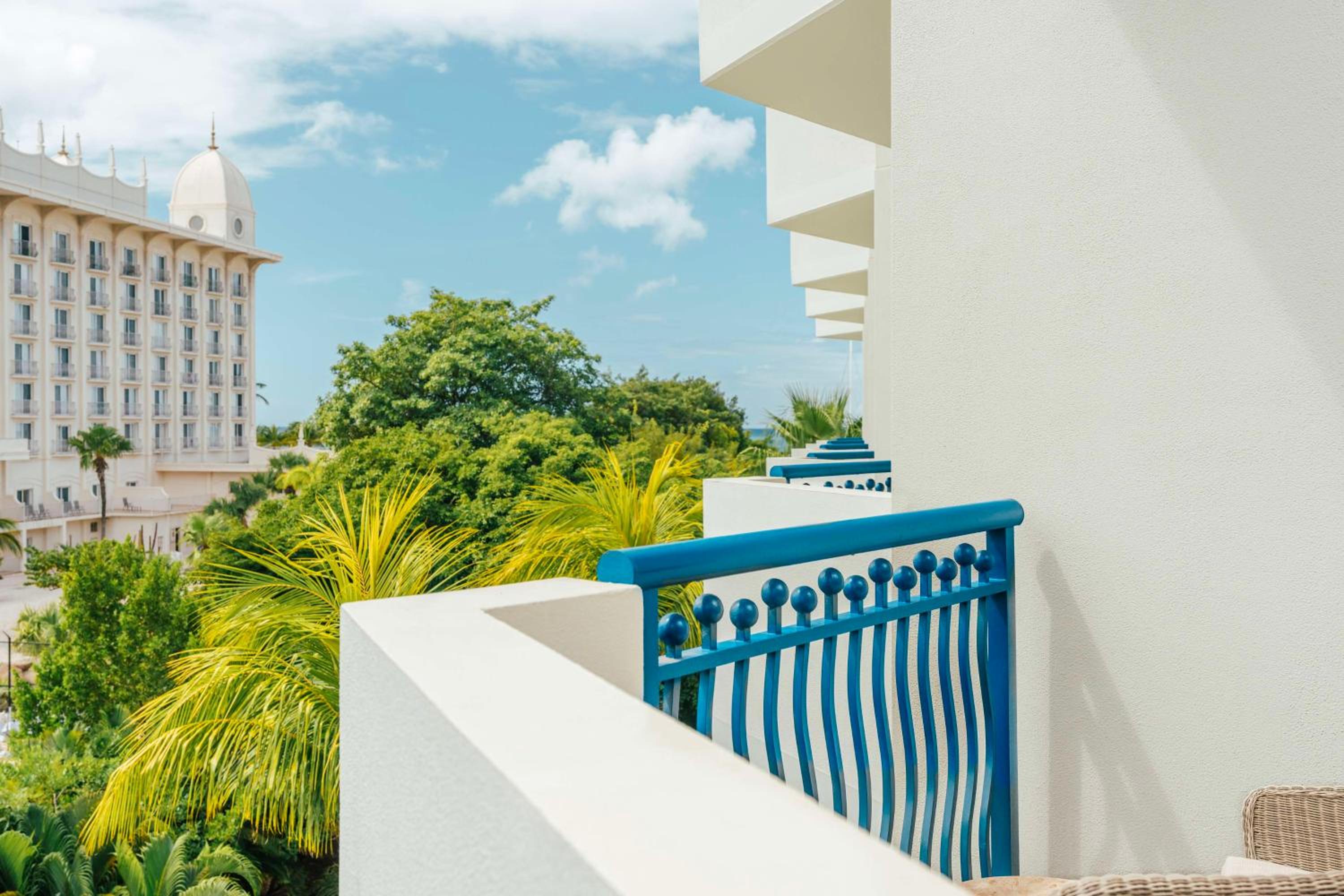 Balcony & Terrace