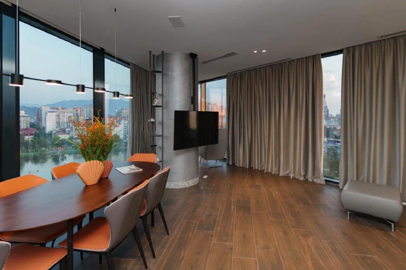 בלוויו רזידנס סוויטס בטומי — Suite with Lake View
