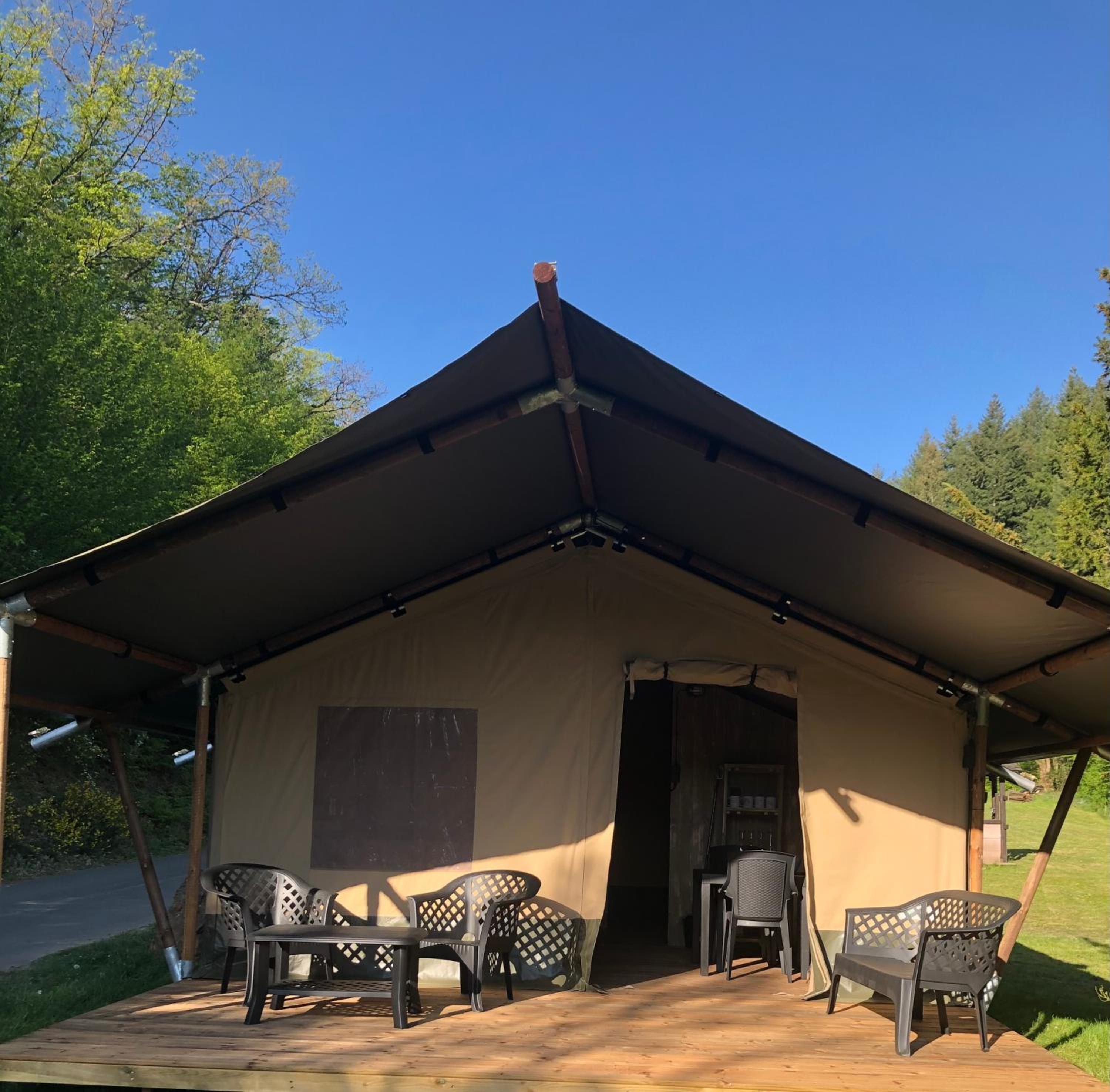 Tent 2 - Photo 2