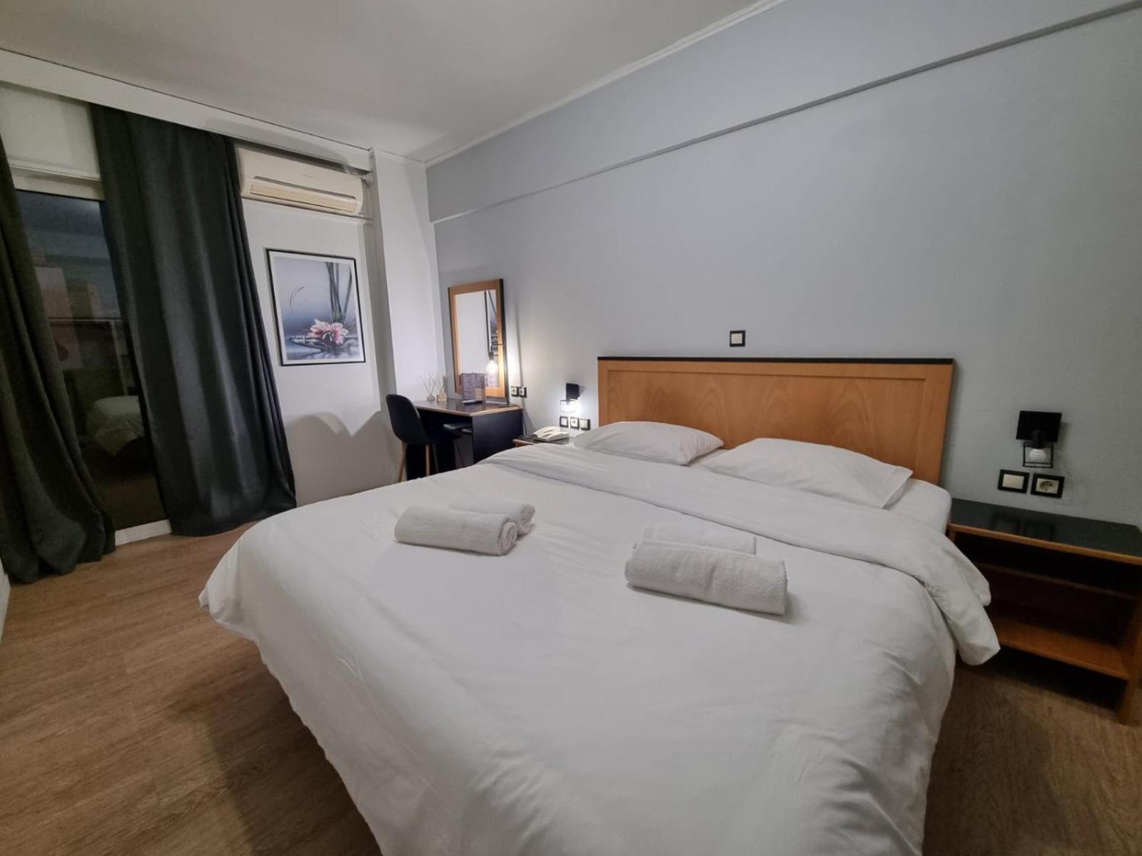 Superior Double or Twin Room photo 2