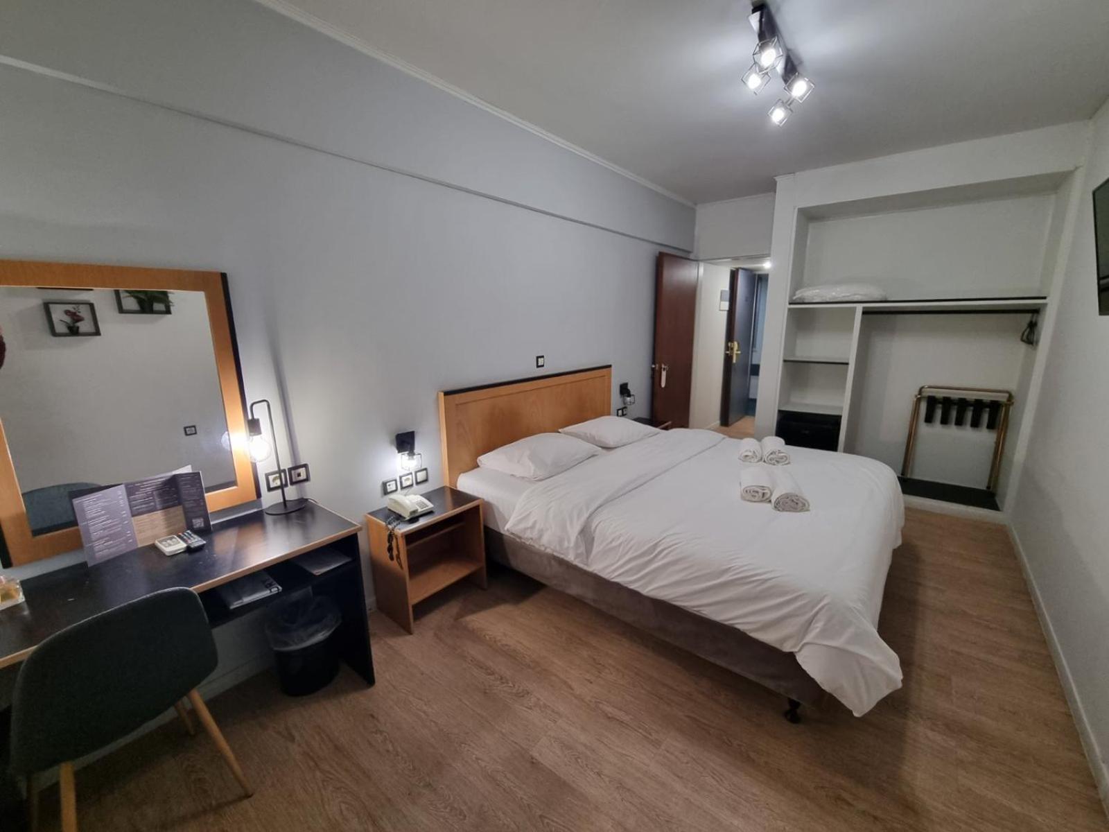 Superior Double or Twin Room photo 1
