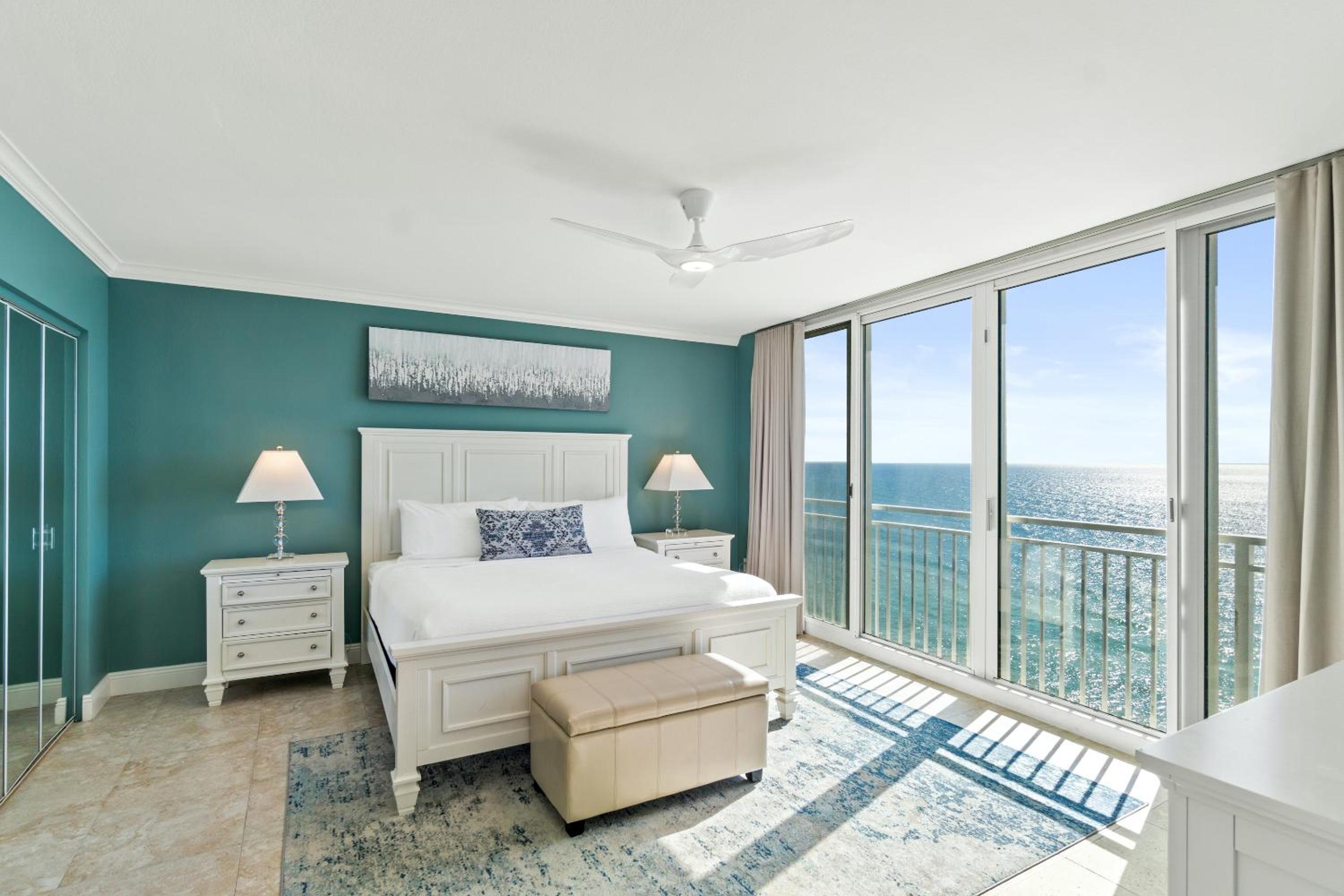Apartment with Sea View photo 2