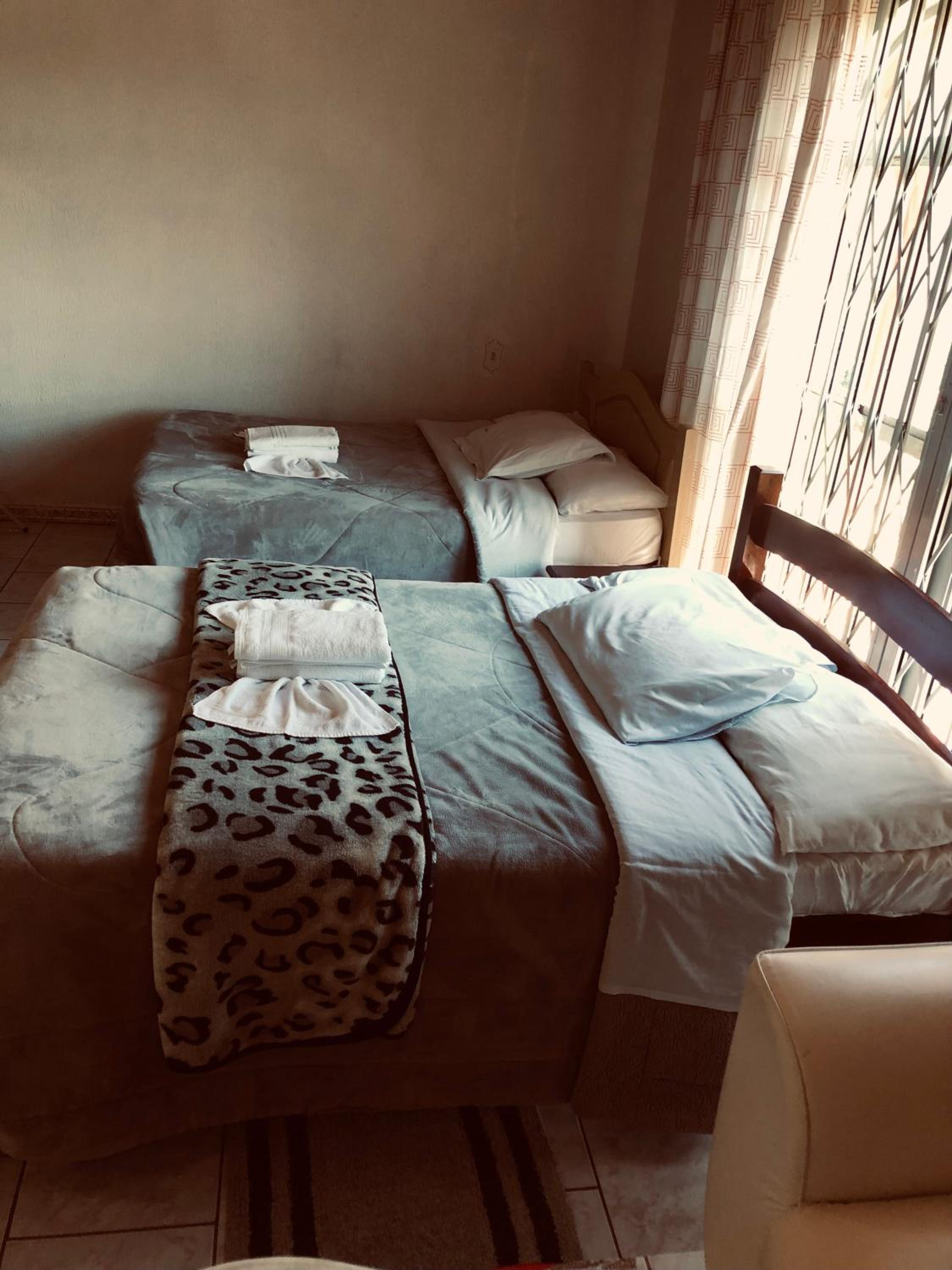 Quadruple Room with Private Bathroom photo 3