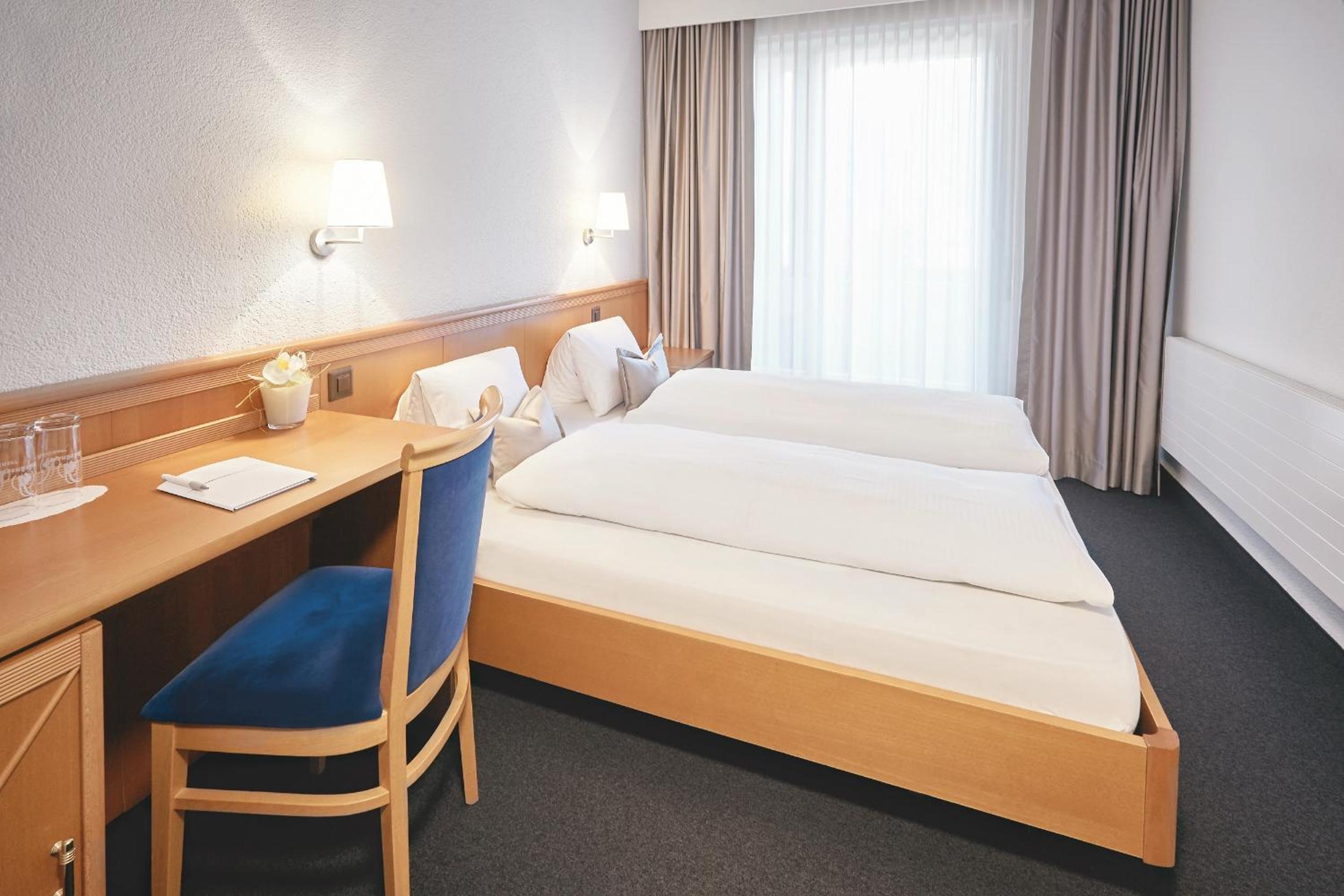 Twin Room with River View photo 1