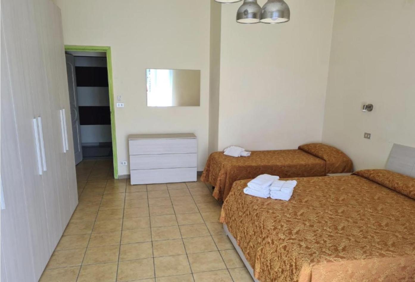 Comfort Triple Room