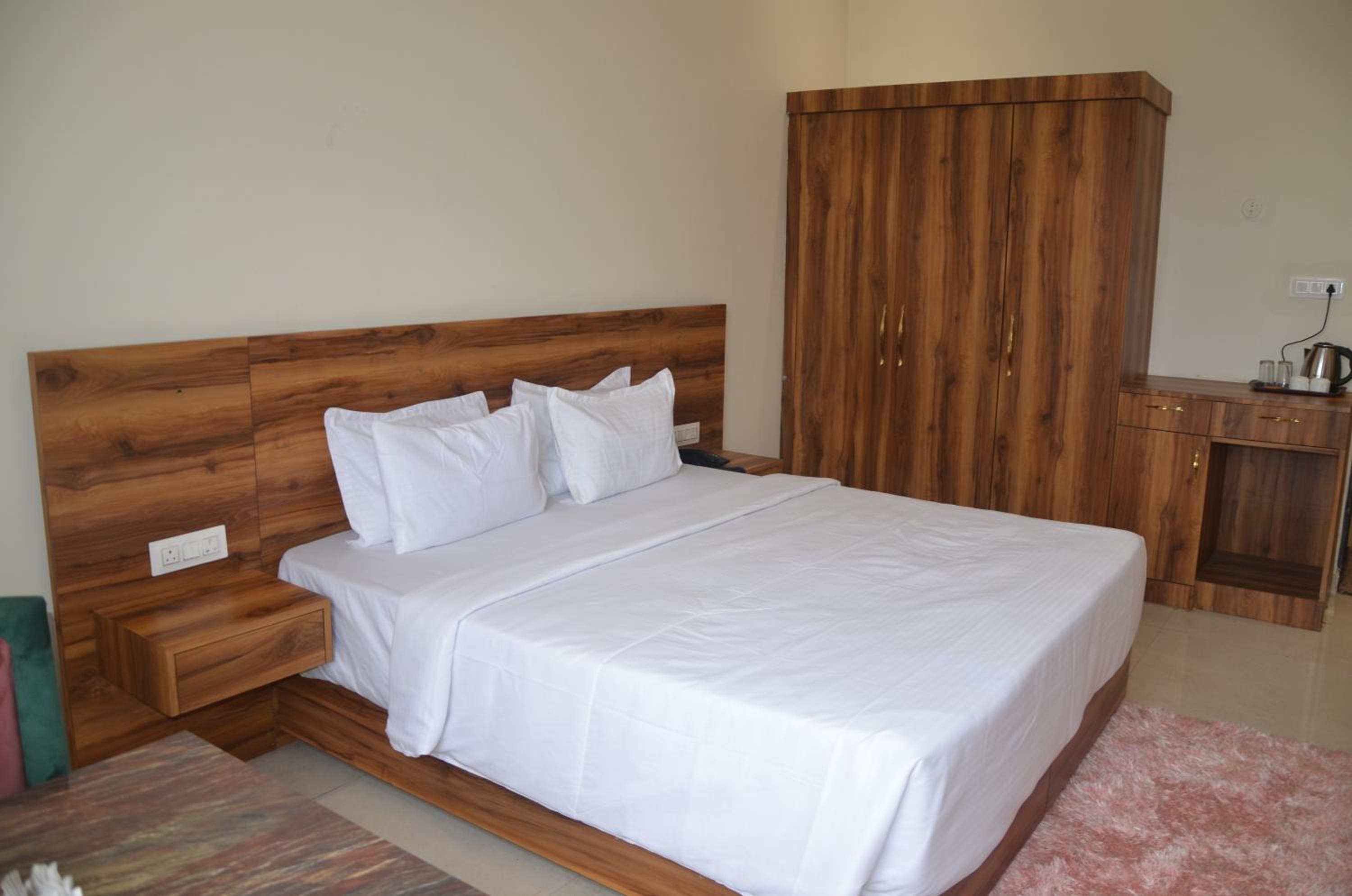 King Room With Garden View photo 2