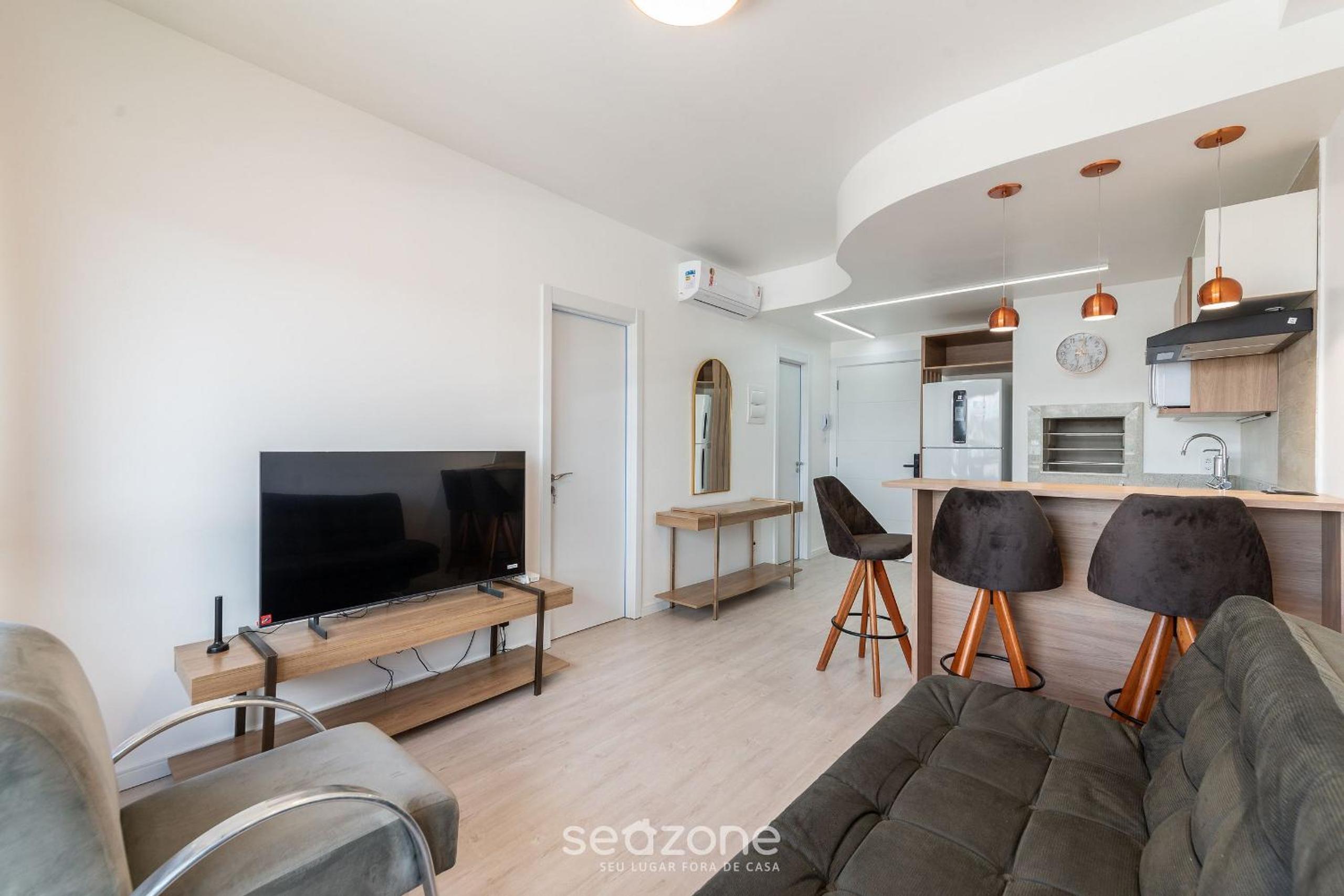 Apartment photo 2