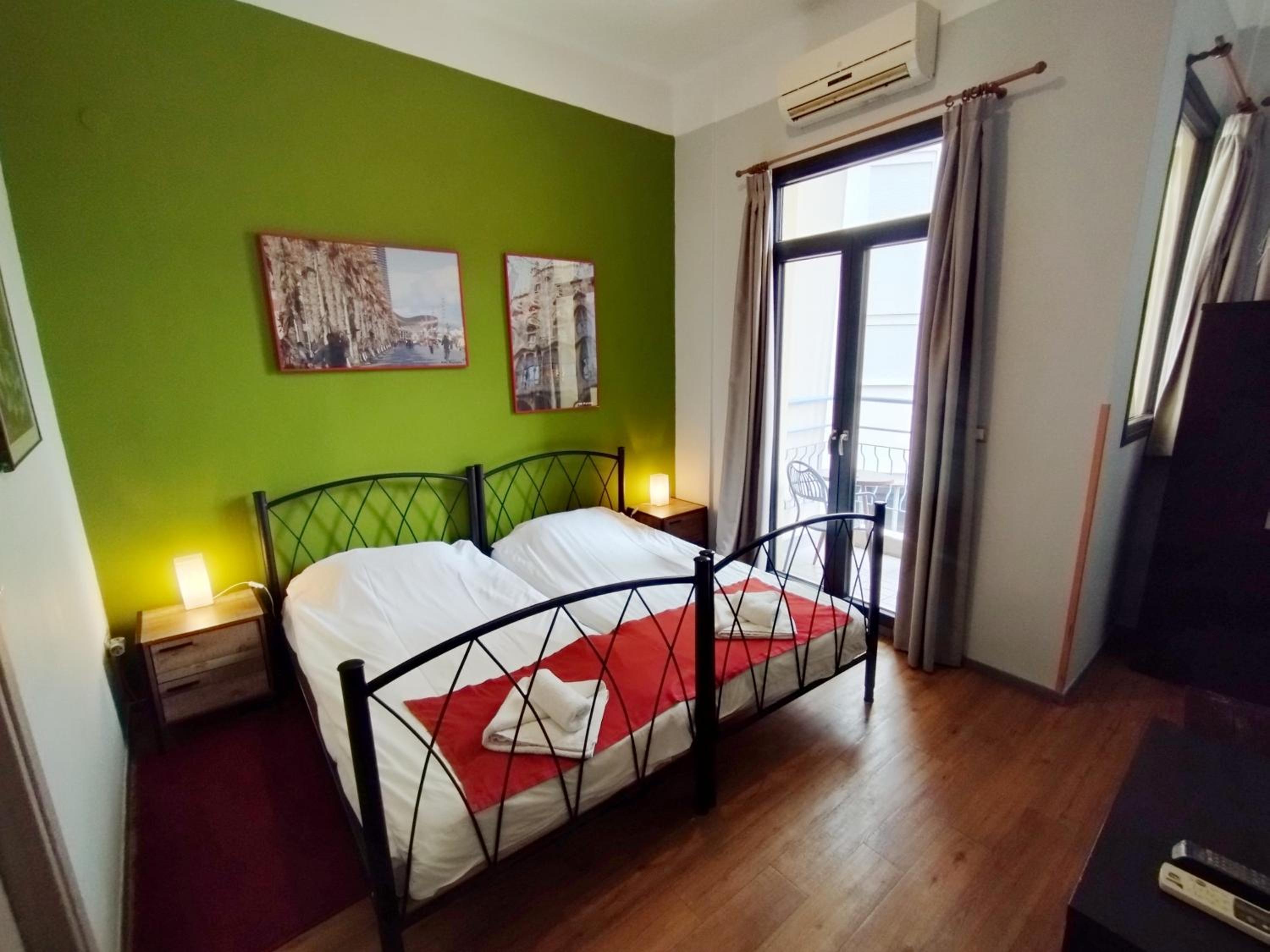 Twin Room with Balcony photo 1