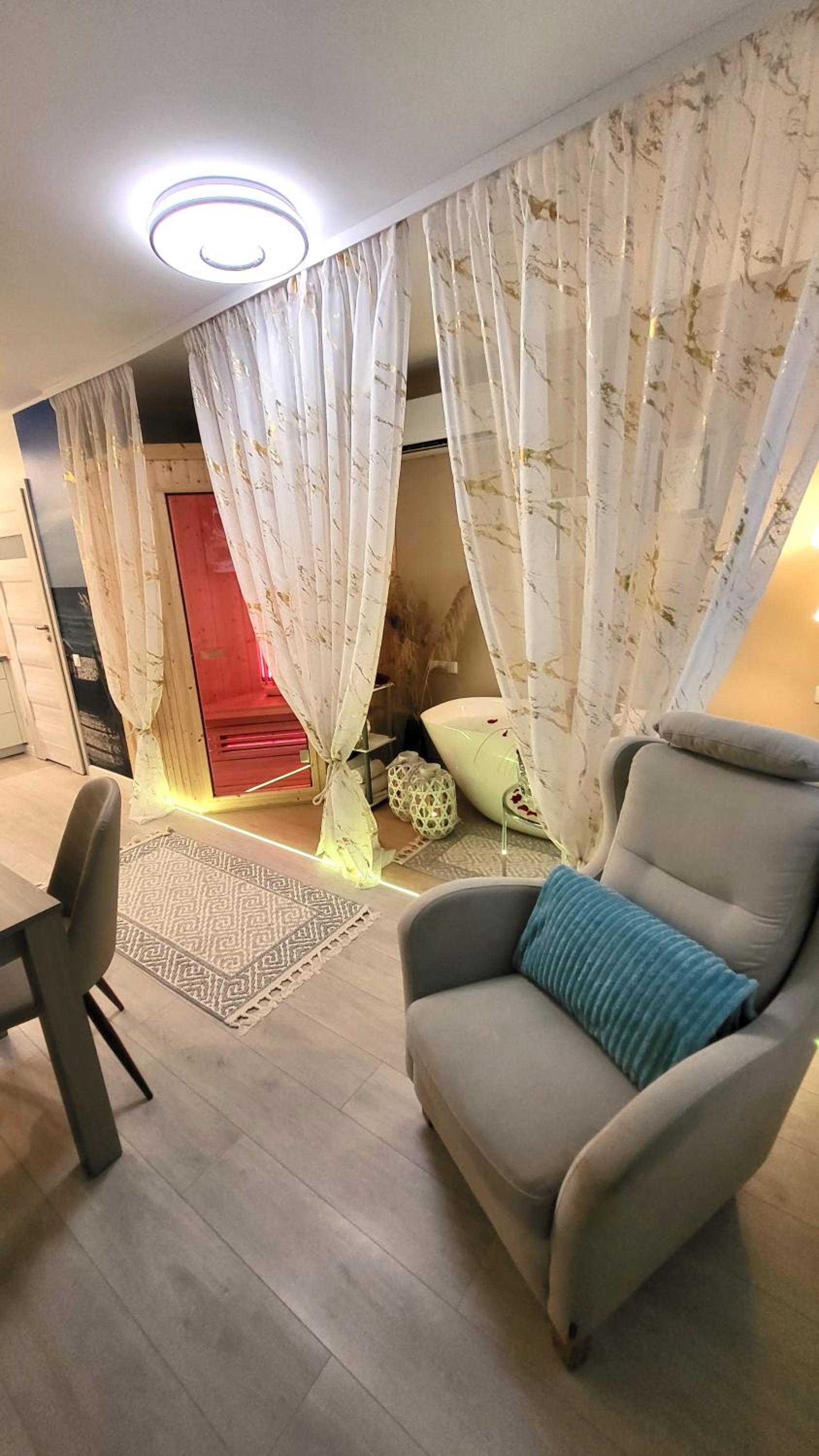 One-Bedroom Apartment with Spa Bath photo 3