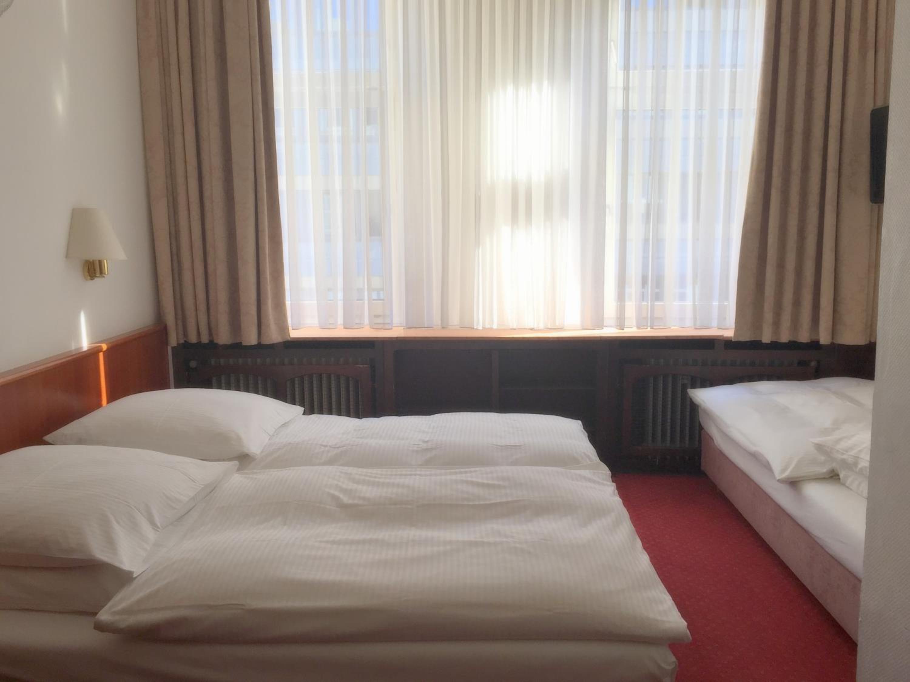 Triple Room - Nonsmoking