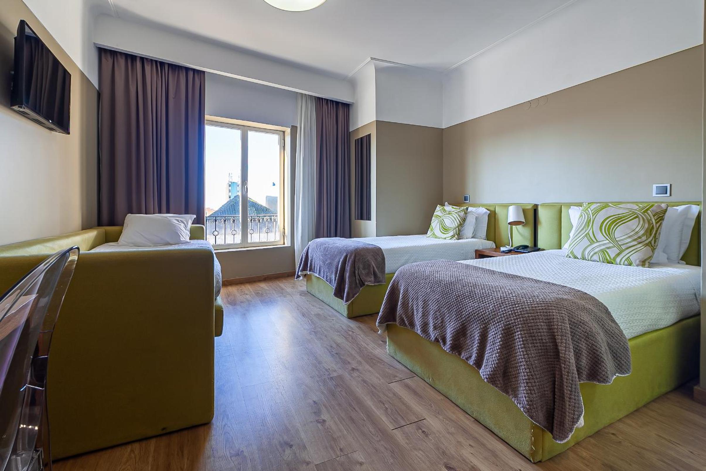 Triple Room