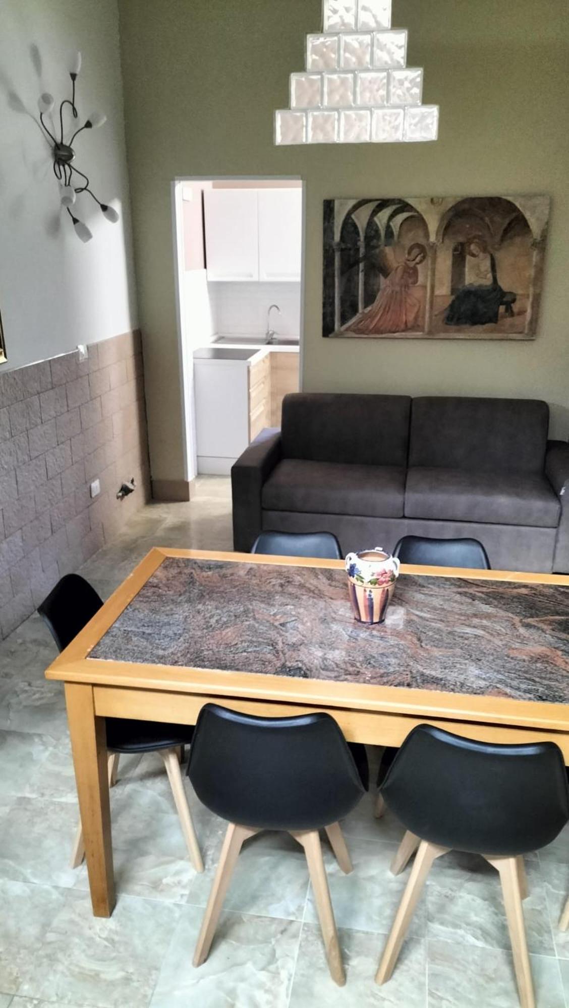 One-Bedroom House - Photo 17