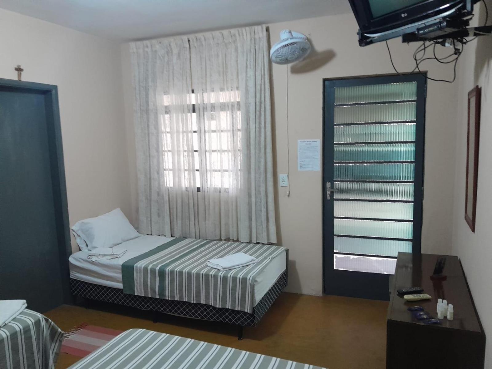 Triple Room with Private Bathroom photo 3