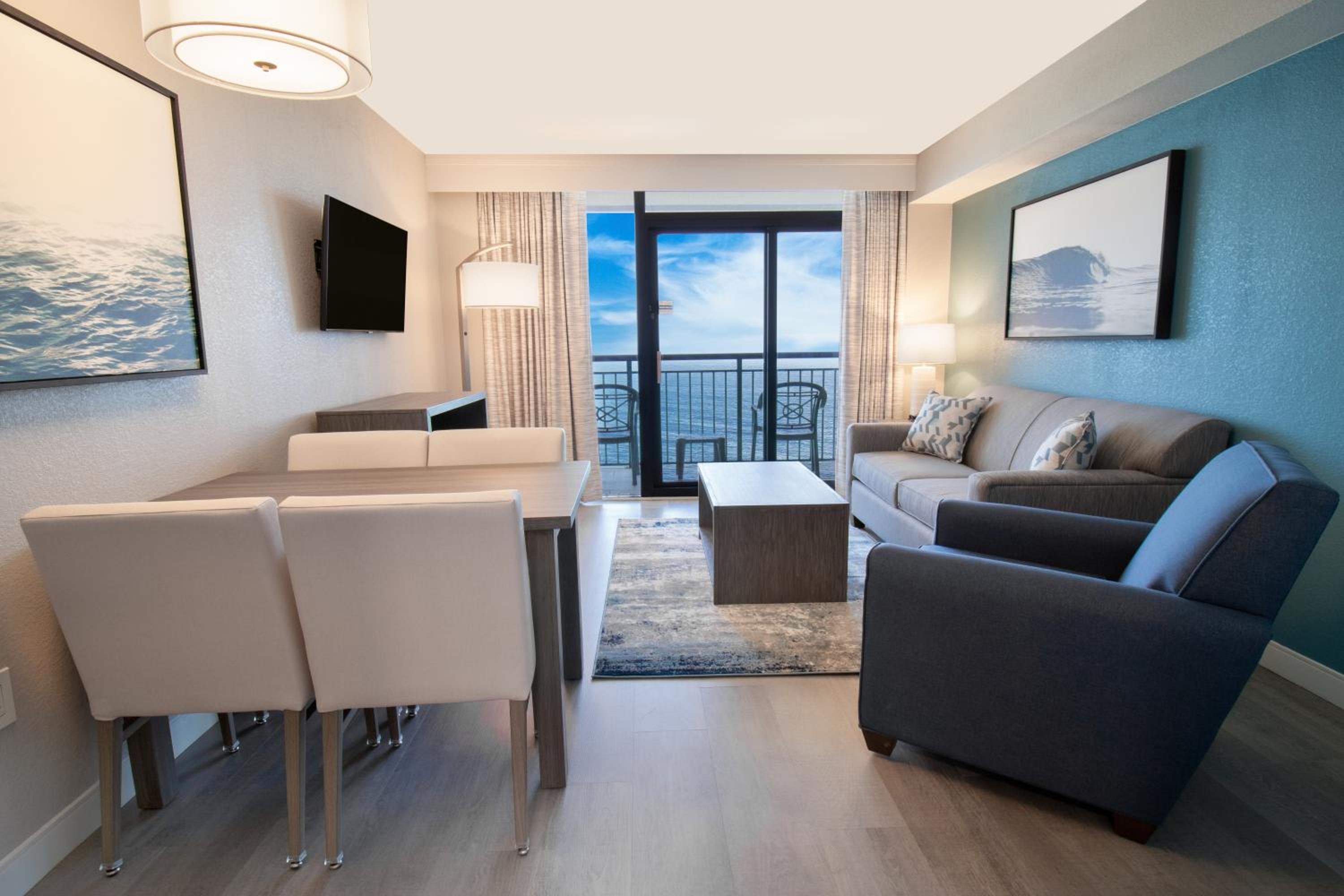 Paradise Oceanfront Deluxe One Bedroom Suite photo 1