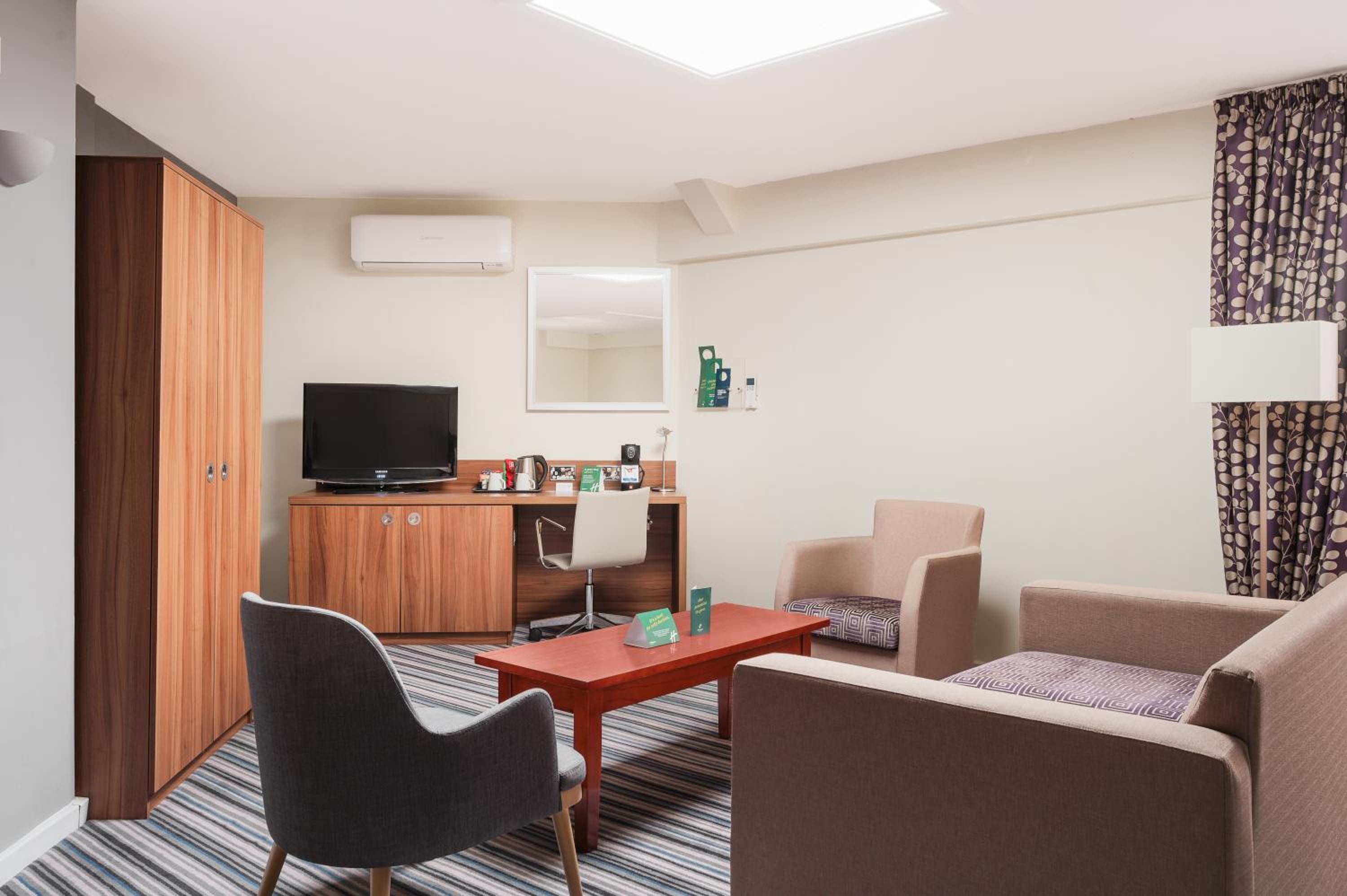 King Suite with Sofa Bed - Photo 16