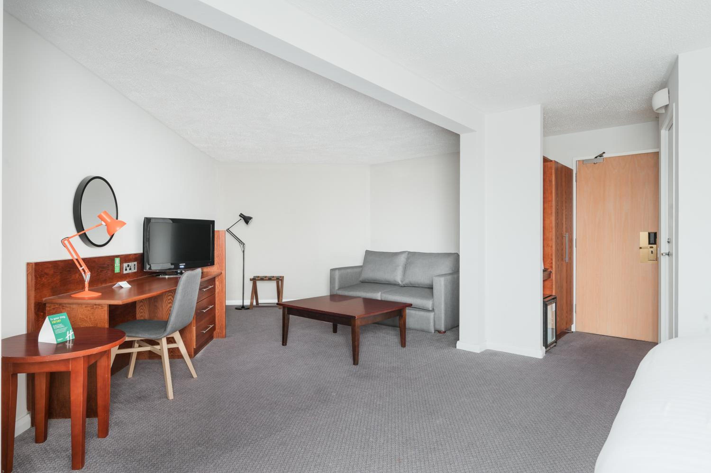 King Suite with Sofa Bed - Photo 12