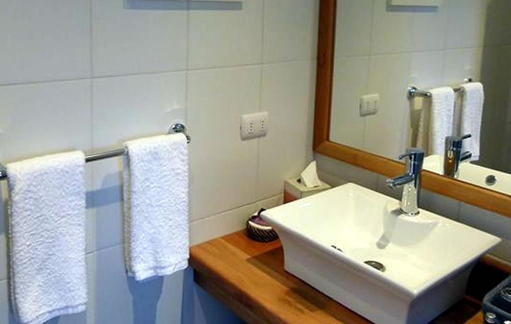 Standard Twin Room with Garden View photo 3