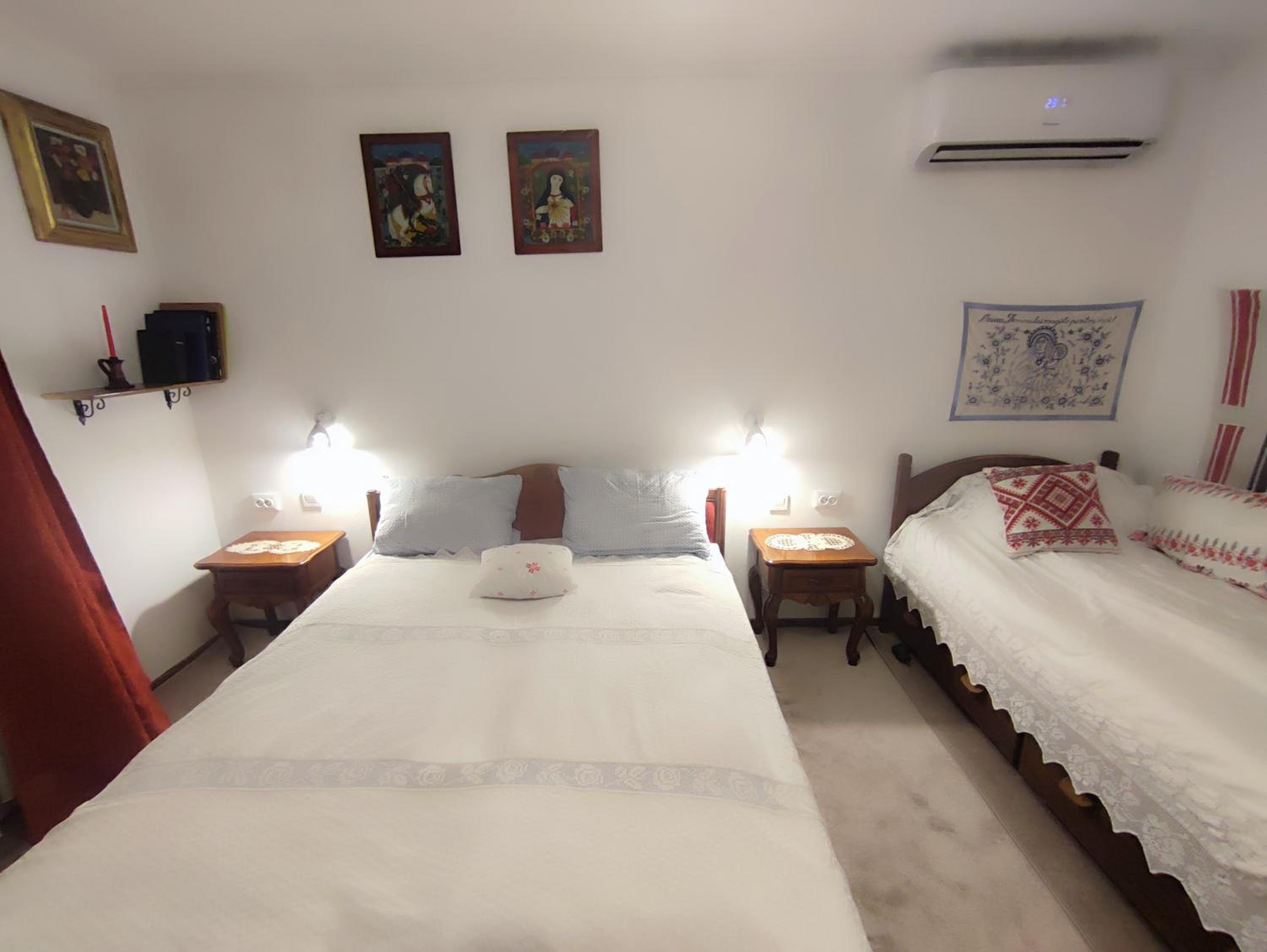 One-Bedroom House - Photo 26