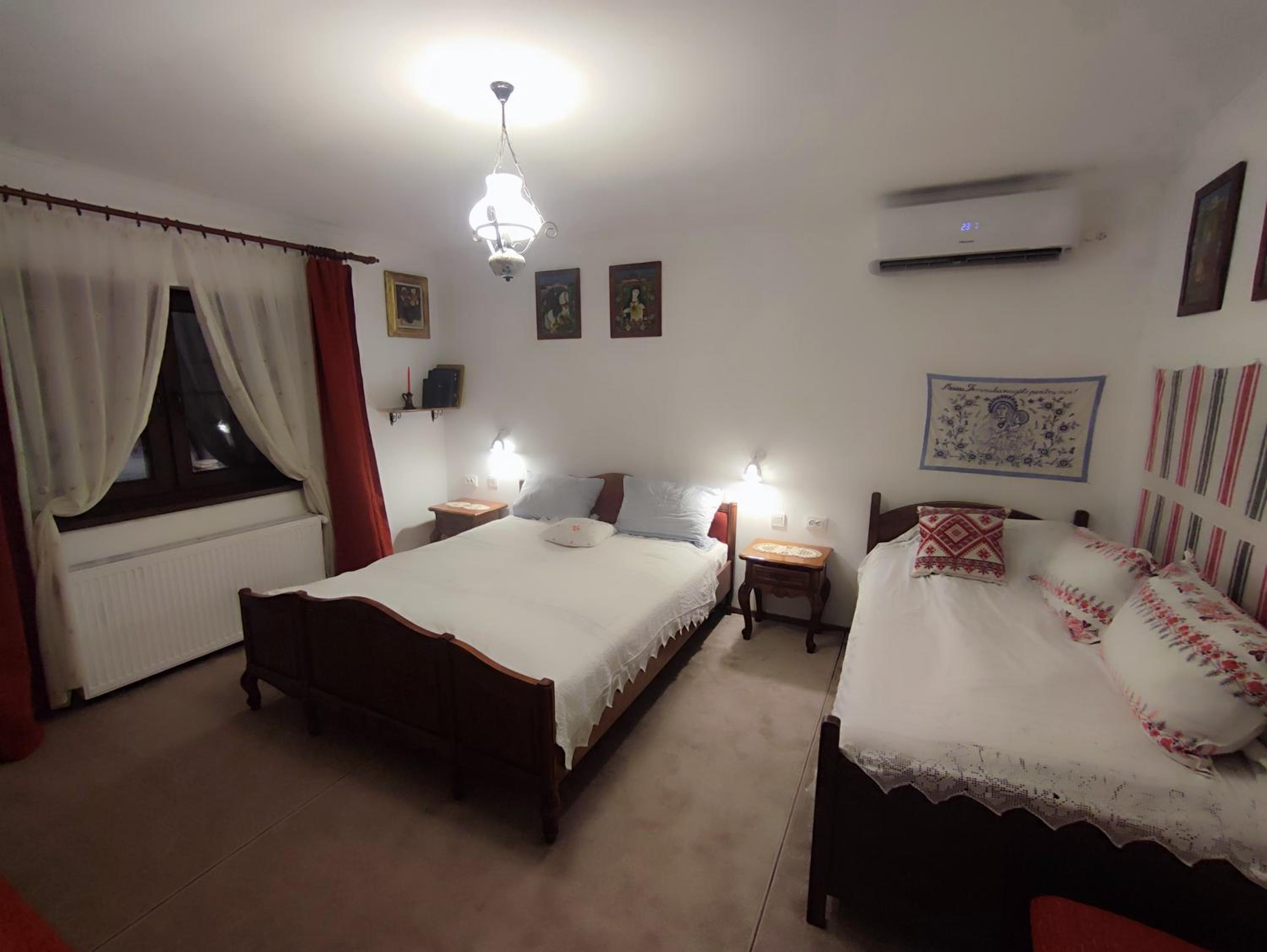 One-Bedroom House - Photo 50