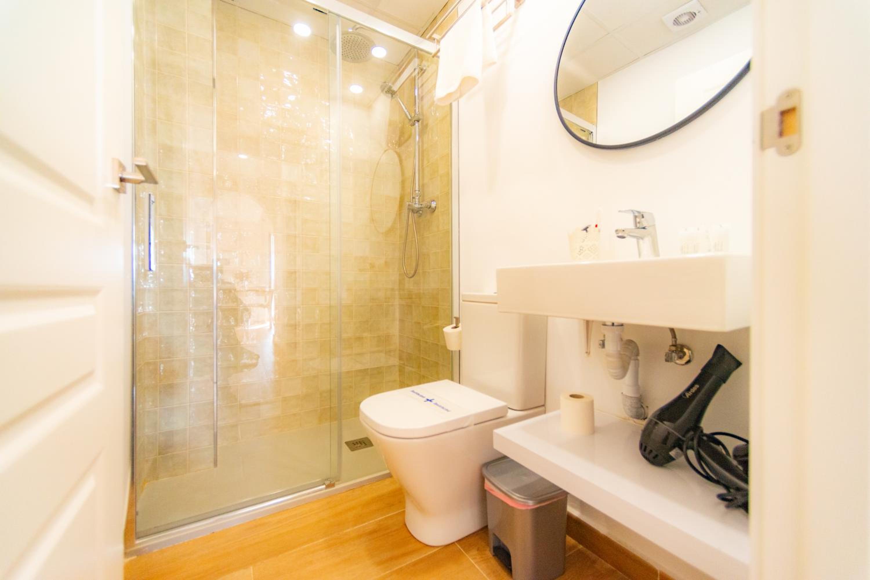 Penthouse Apartment - Photo 7
