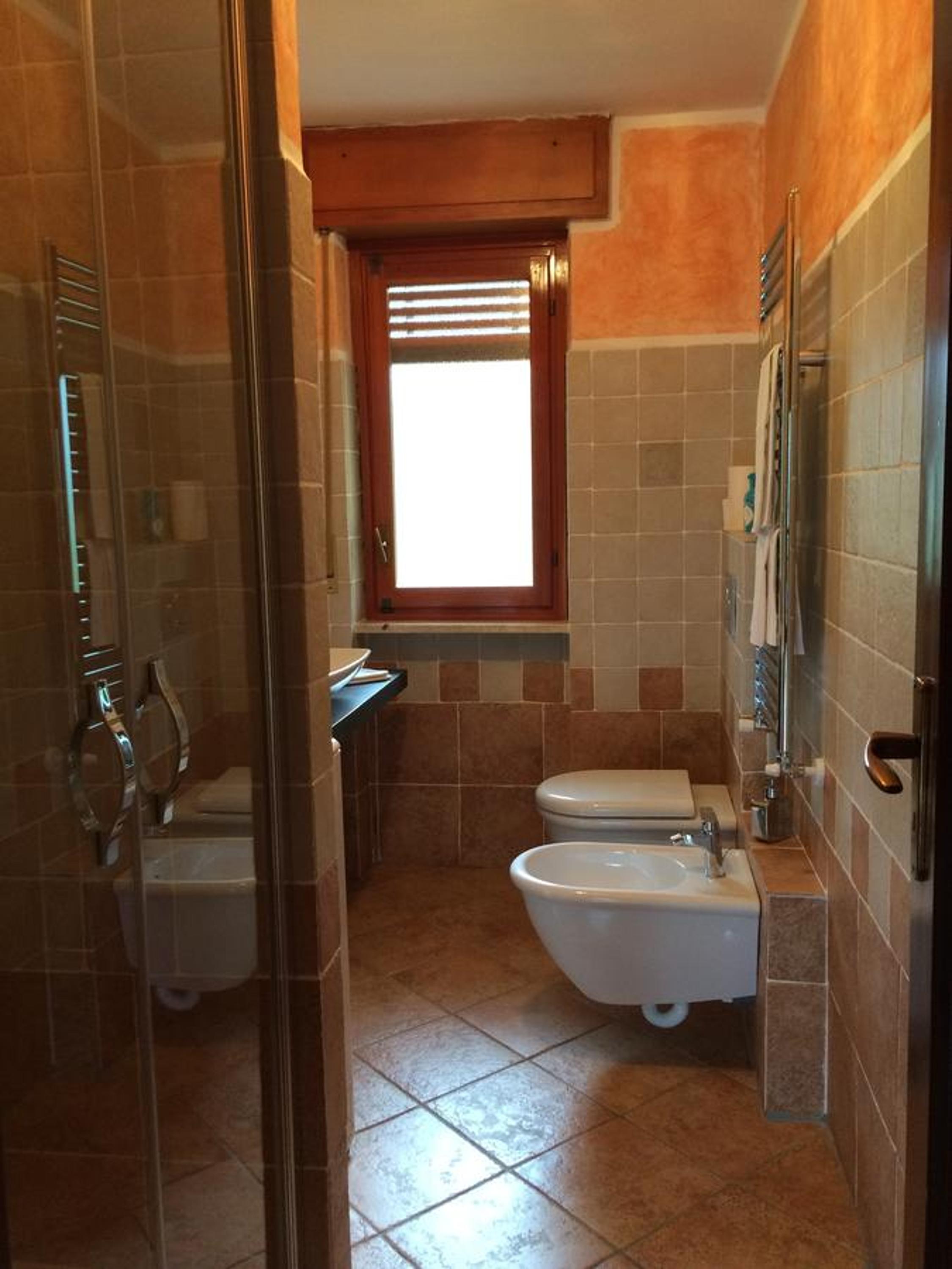 Two-Bedroom Apartment - Photo 17