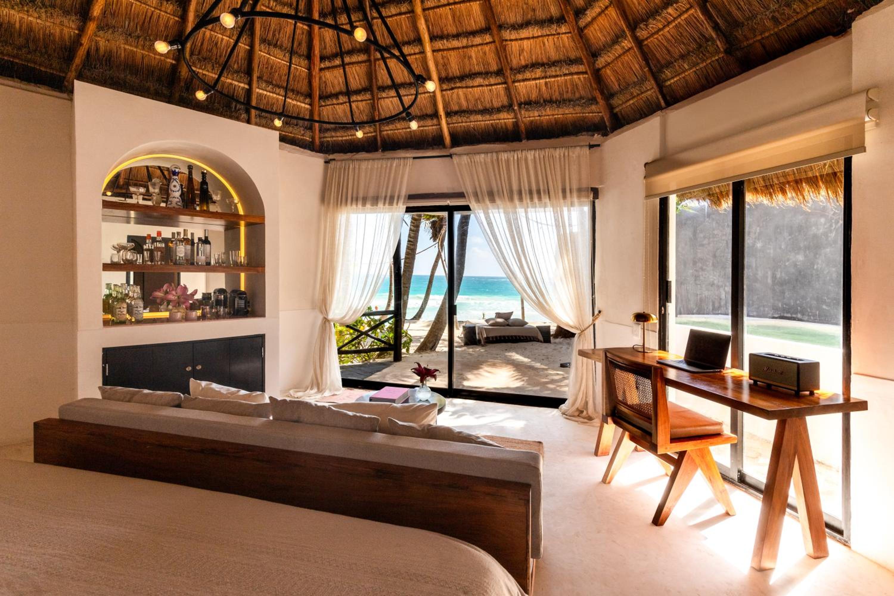 Suite with Private Pool photo 1