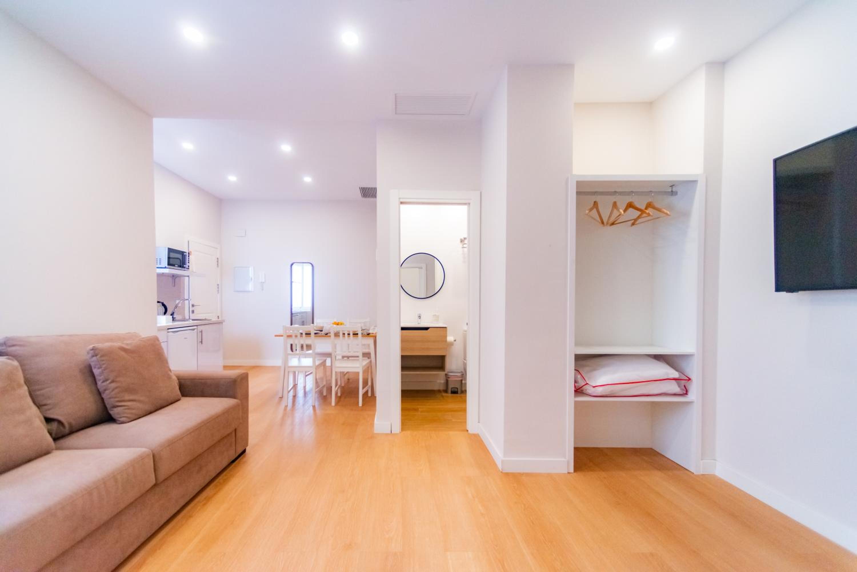 Superior Apartment - Photo 12