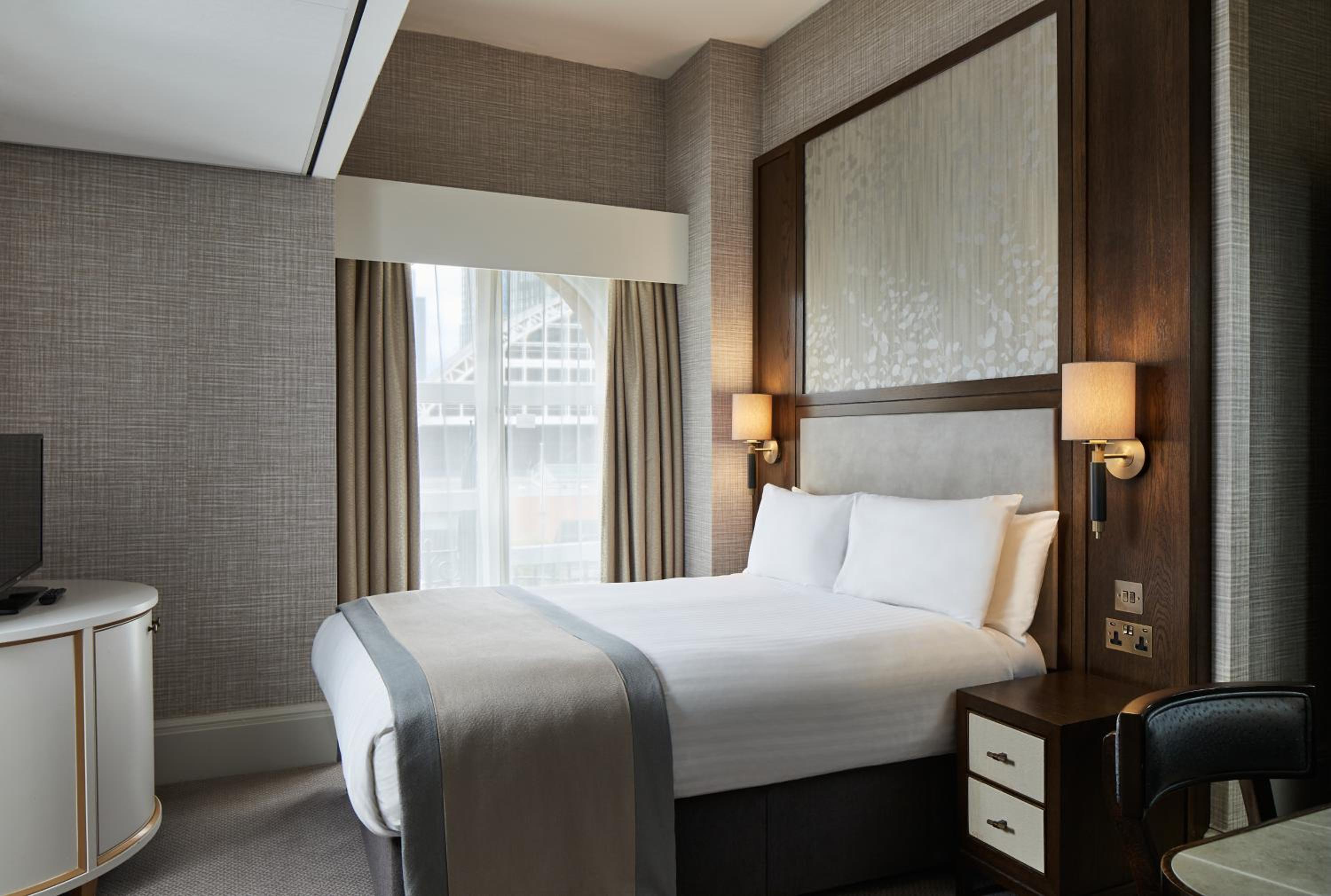 Standard Double Room - Photo 1