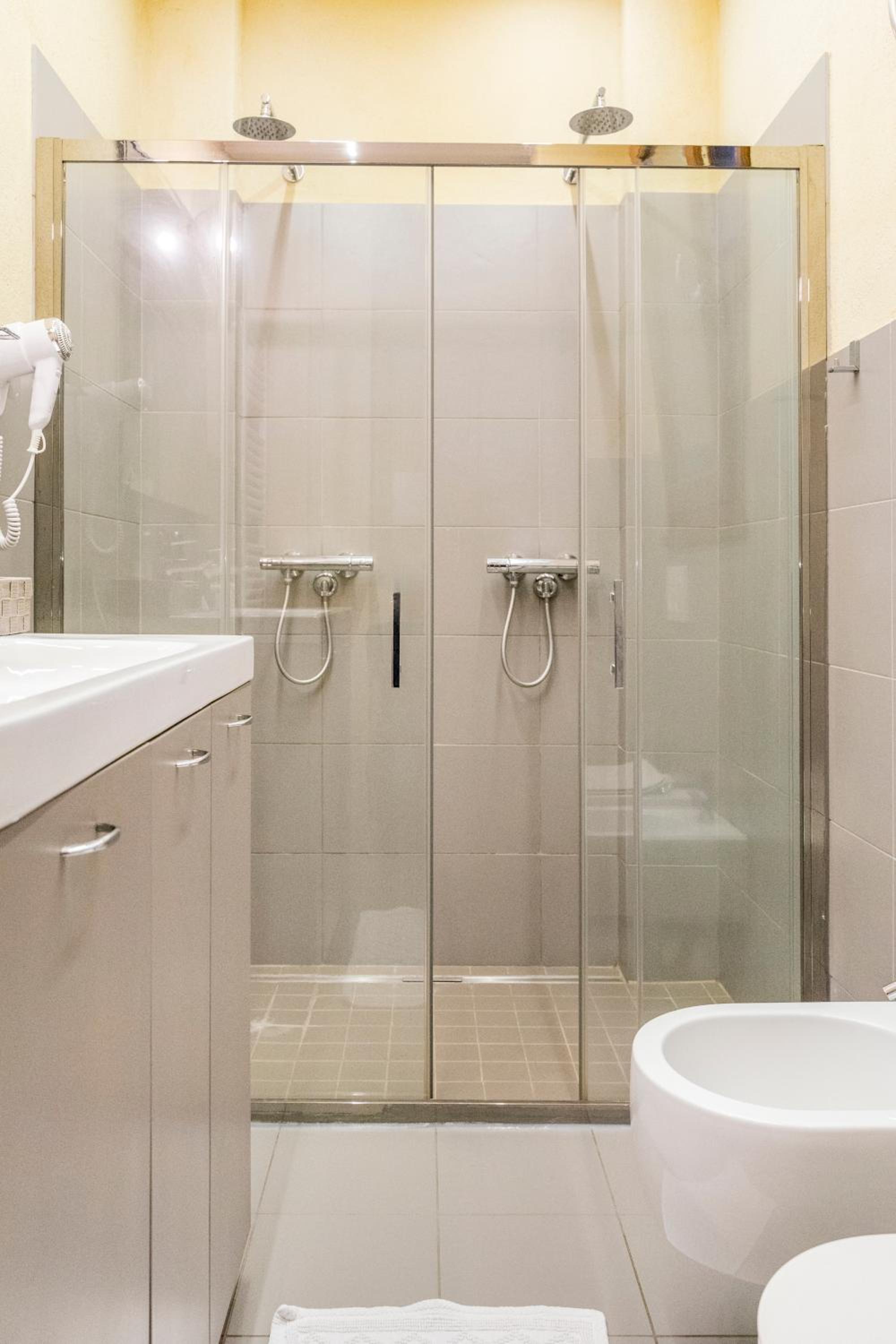 Apartment - Photo 9