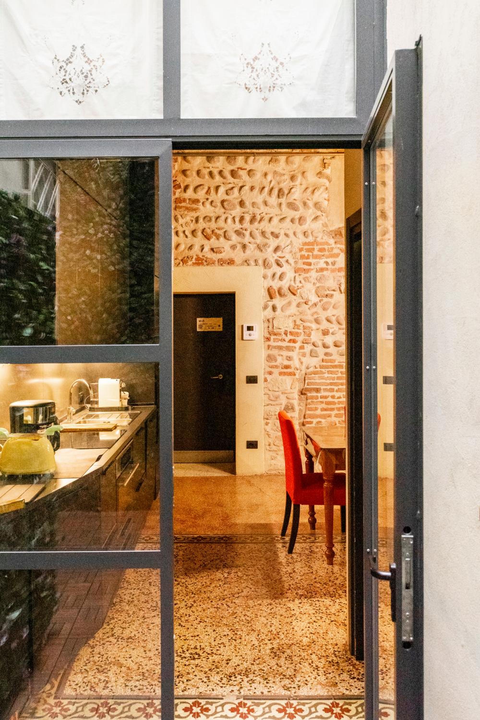 Apartment - Photo 37