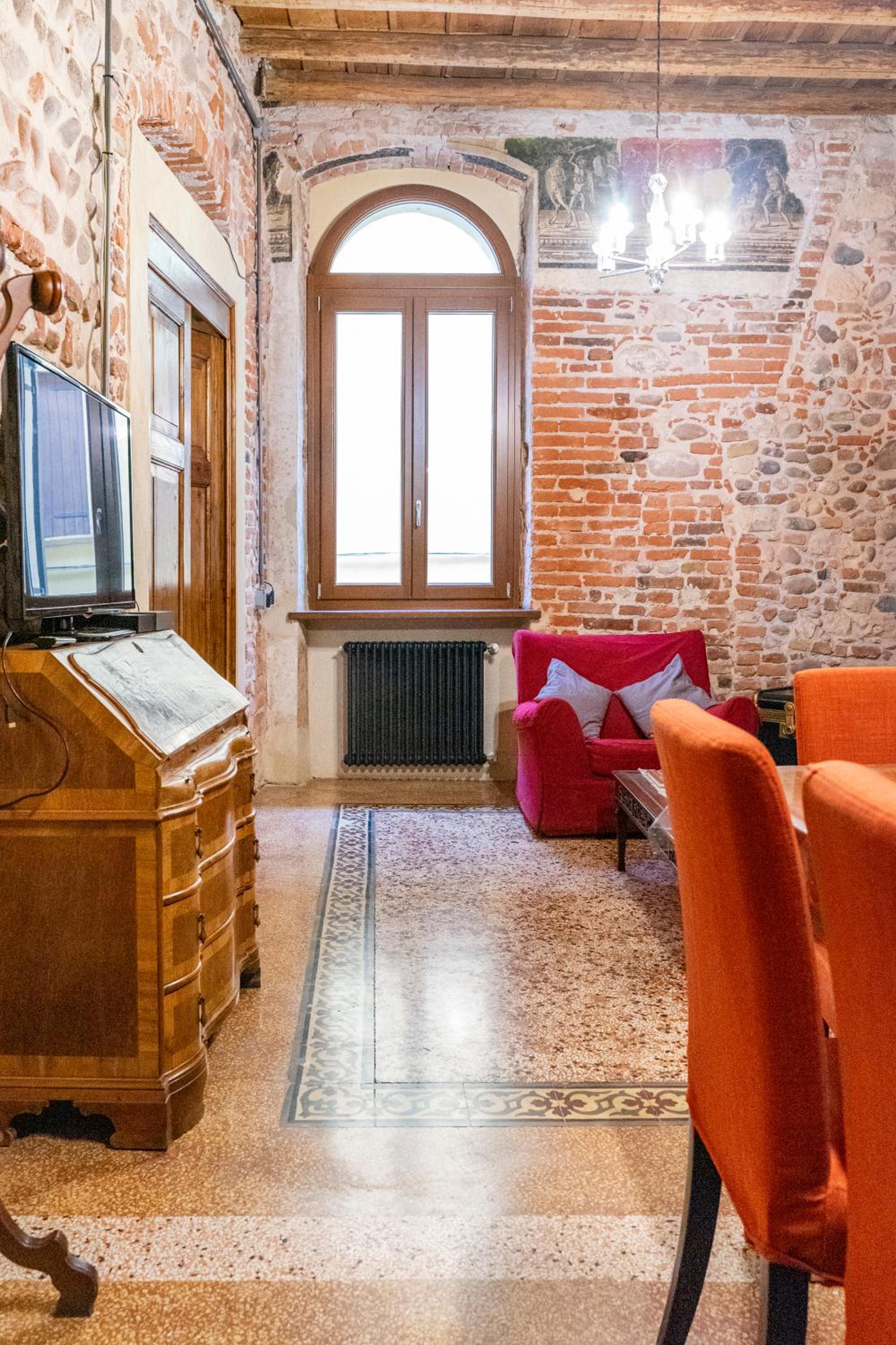 Apartment - Photo 36