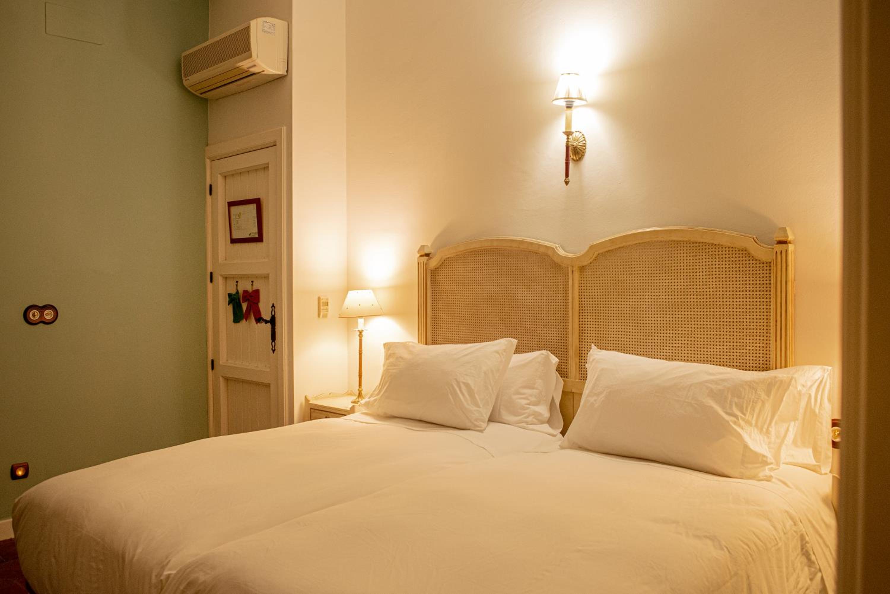 Habitación Estándar con Dos Camas Individuales