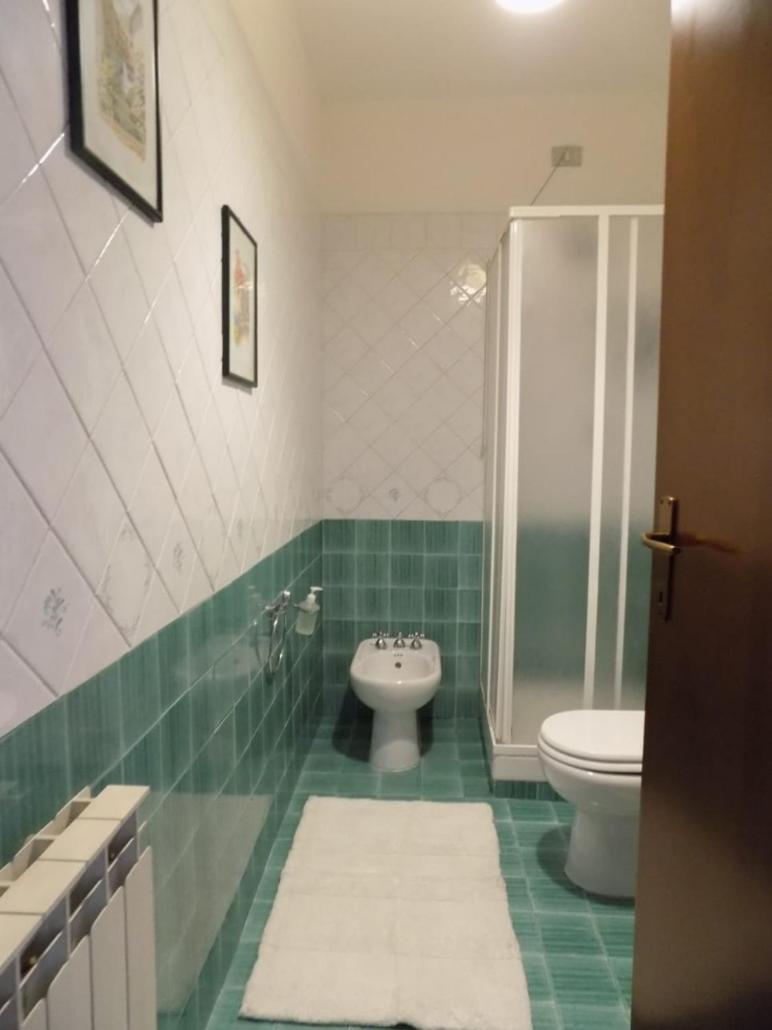 One-Bedroom House - Photo 7