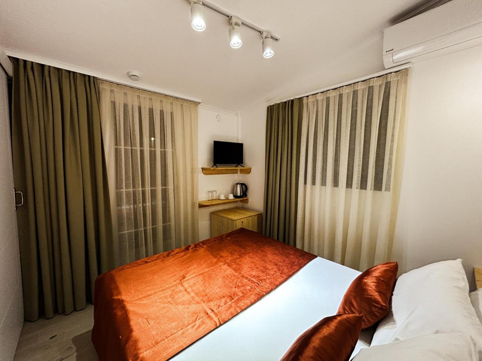 Economy Double Room