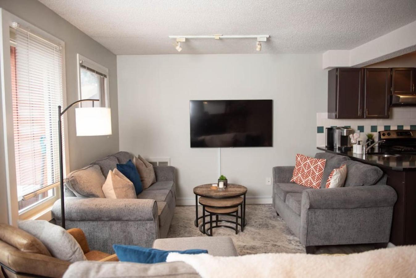 Apartment photo 1