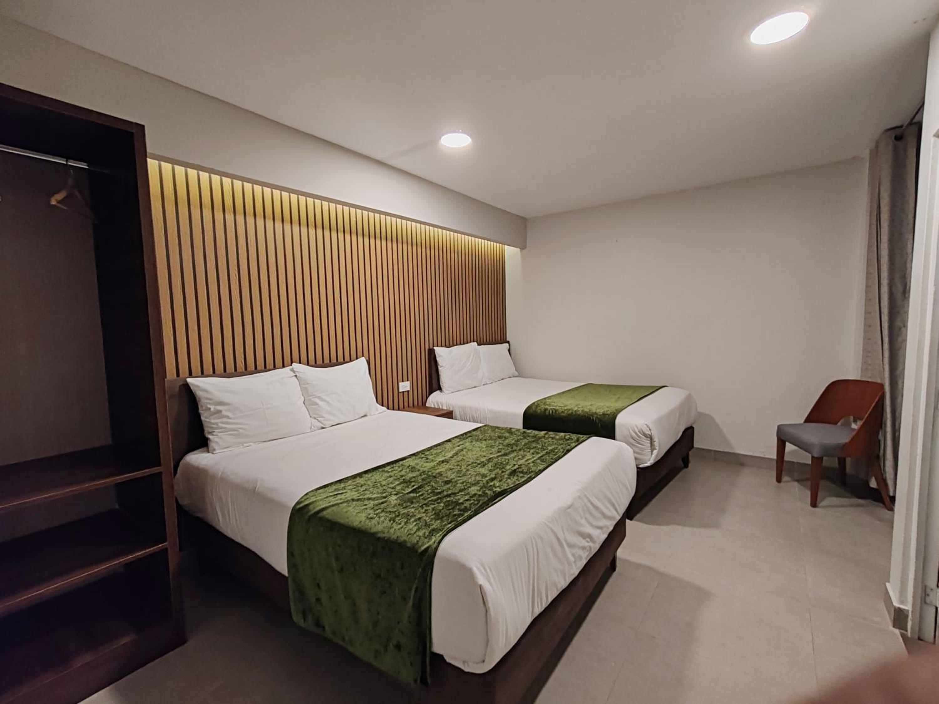Double Room with Two Double Beds photo 2