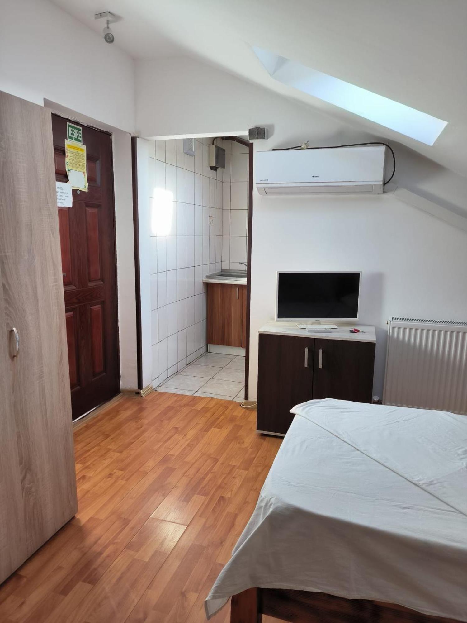 Standard Triple Room photo 2