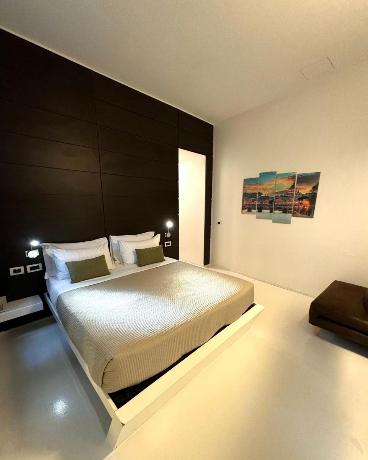 Standard Double Room photo 1