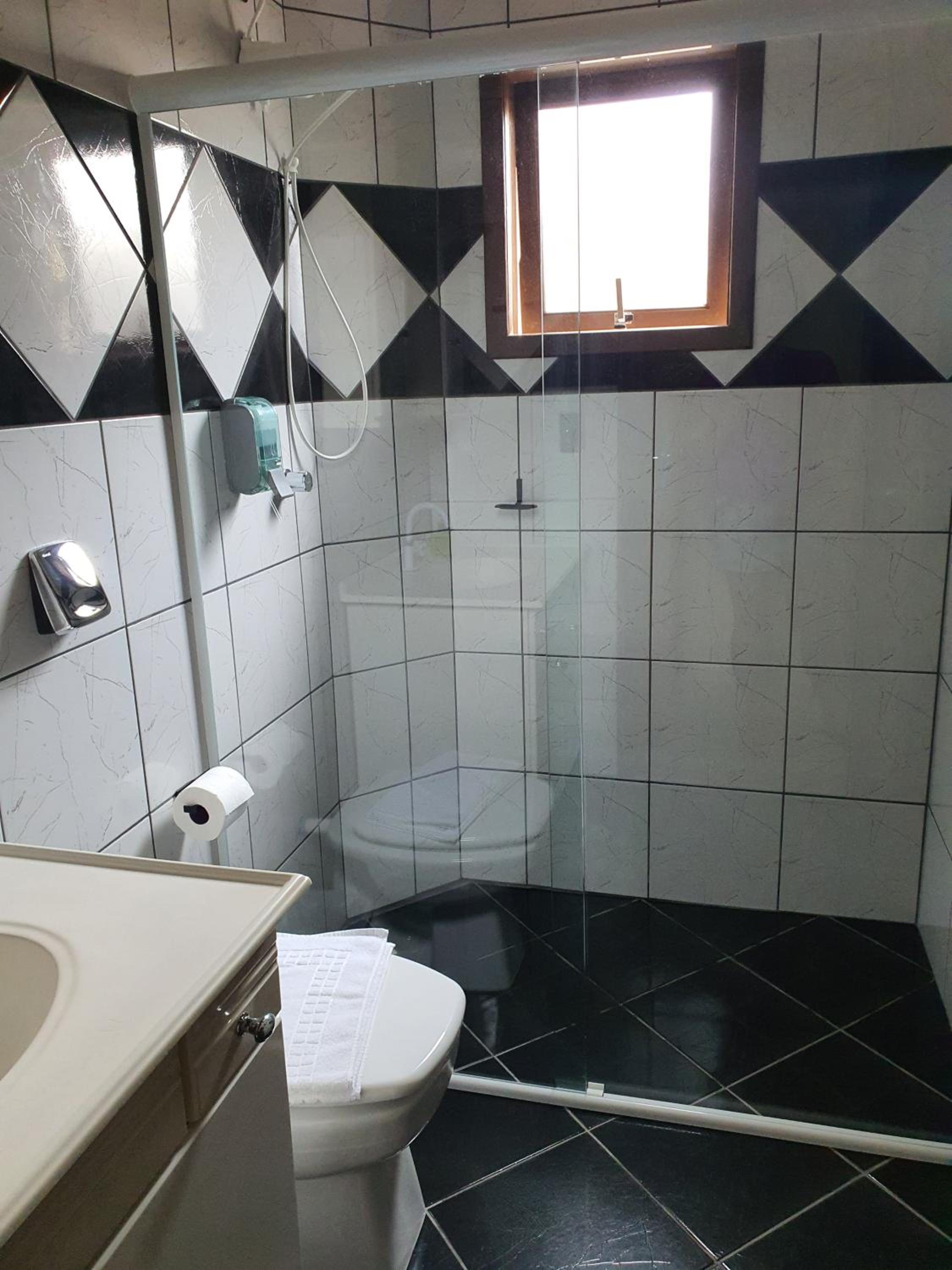 Comfort Triple Room with Shower photo 2