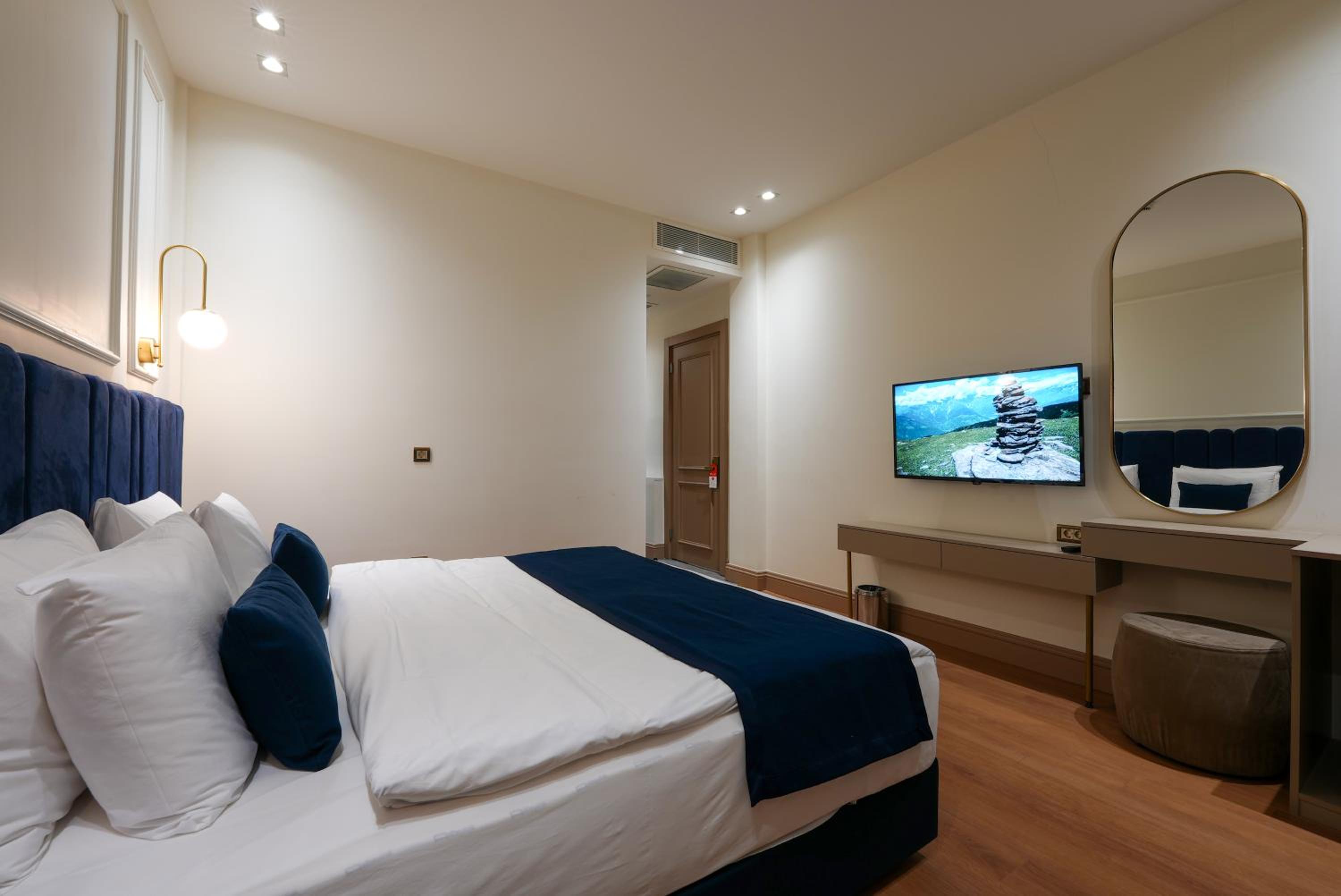 Standard Double Room photo 2