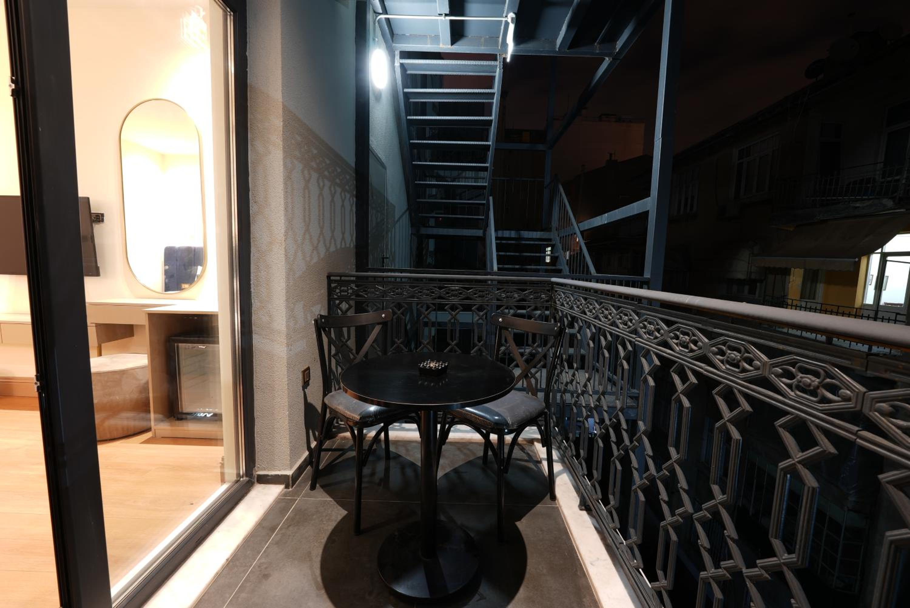 Standard Double or Twin Room with Balcony photo 2