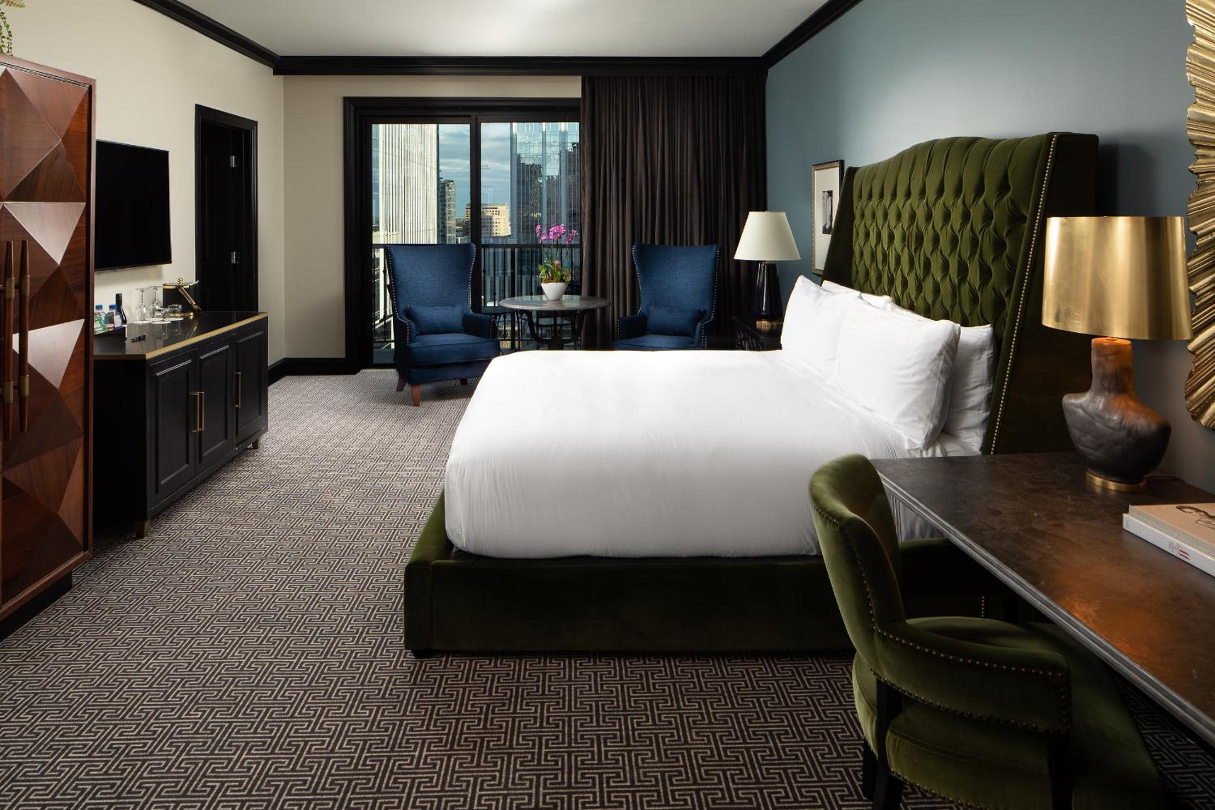 Signature Suite of Hotel's Choice - Photo 1