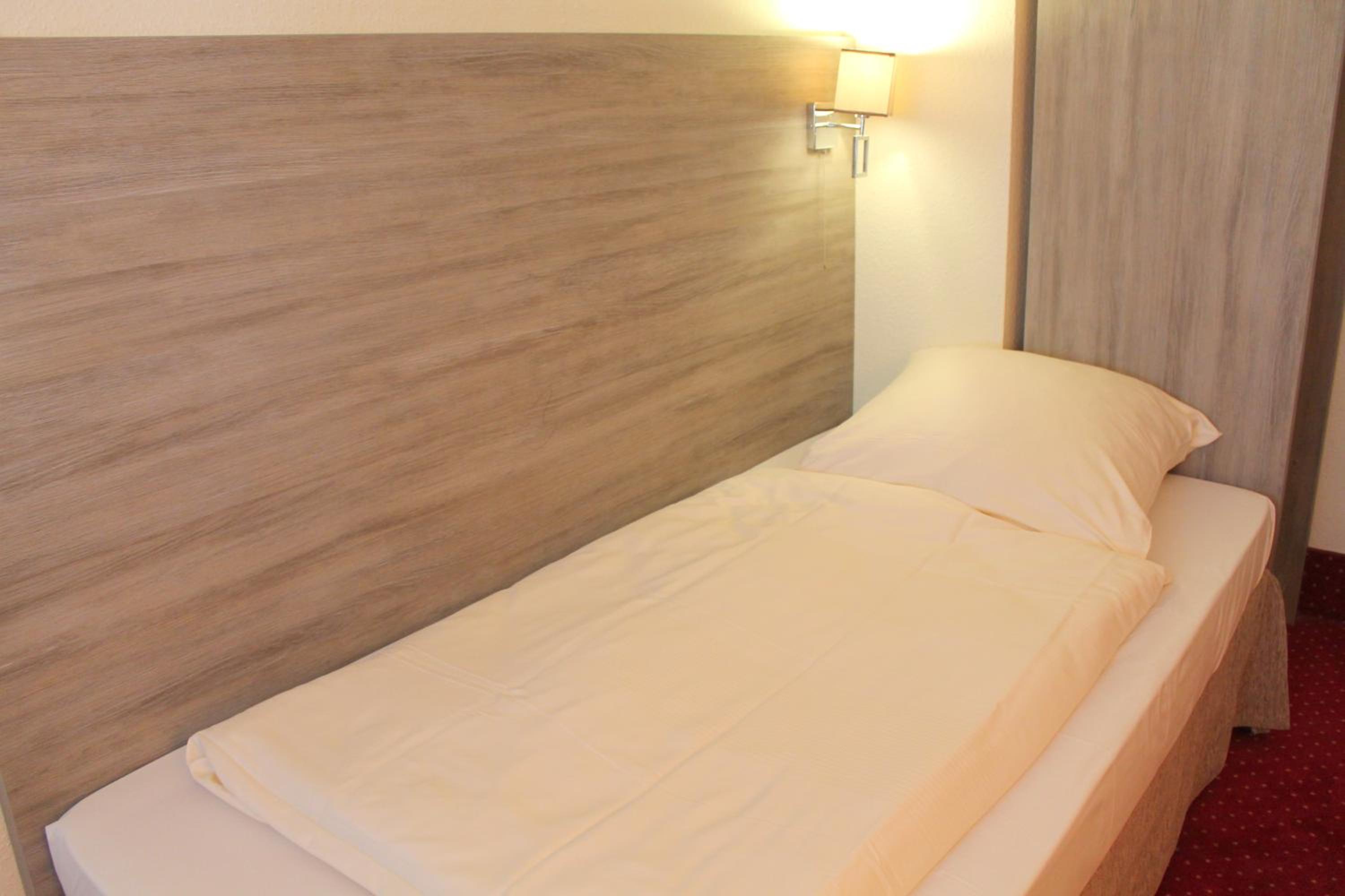 Standard Single Room with Shower