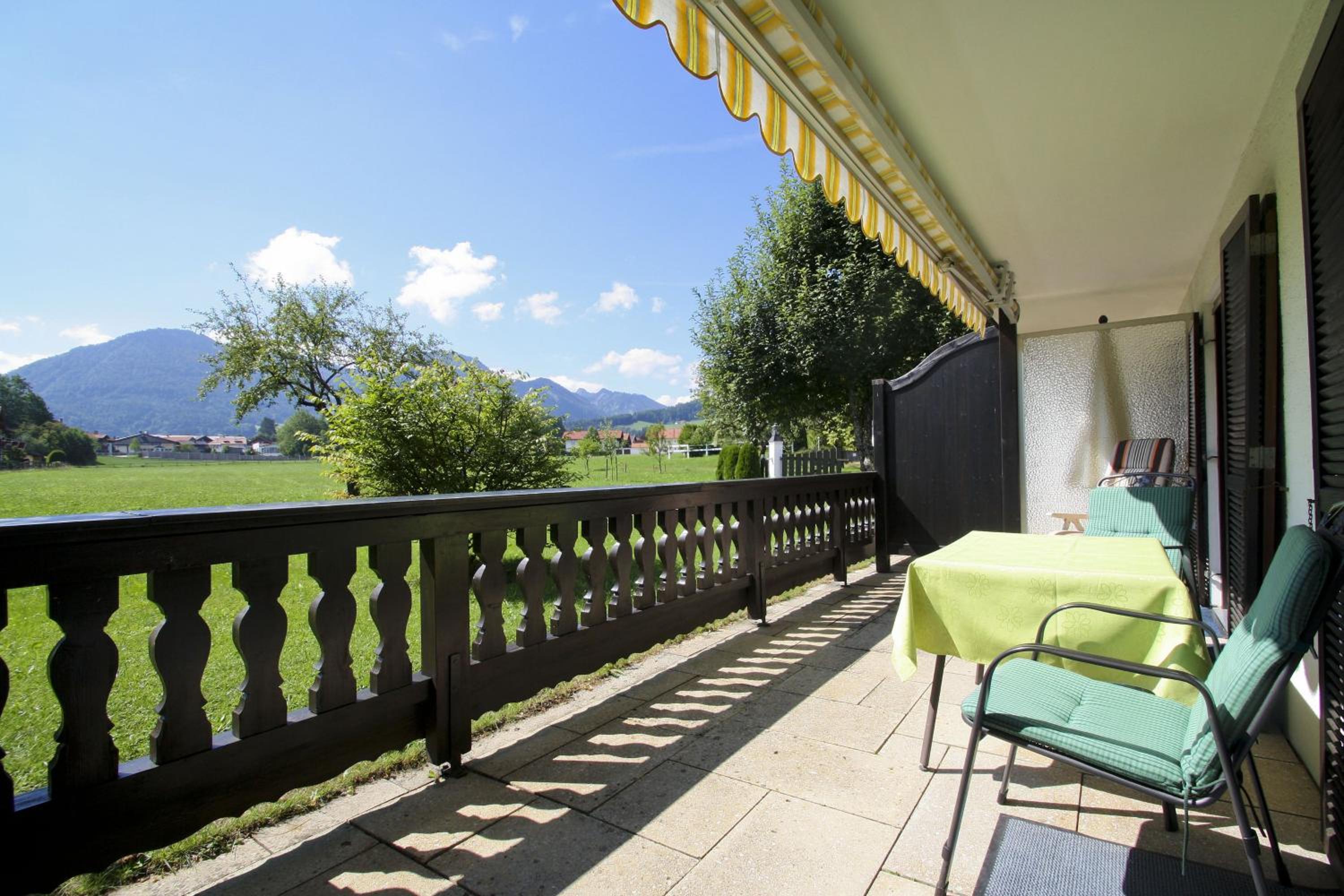 Apartment with Garden View photo 3