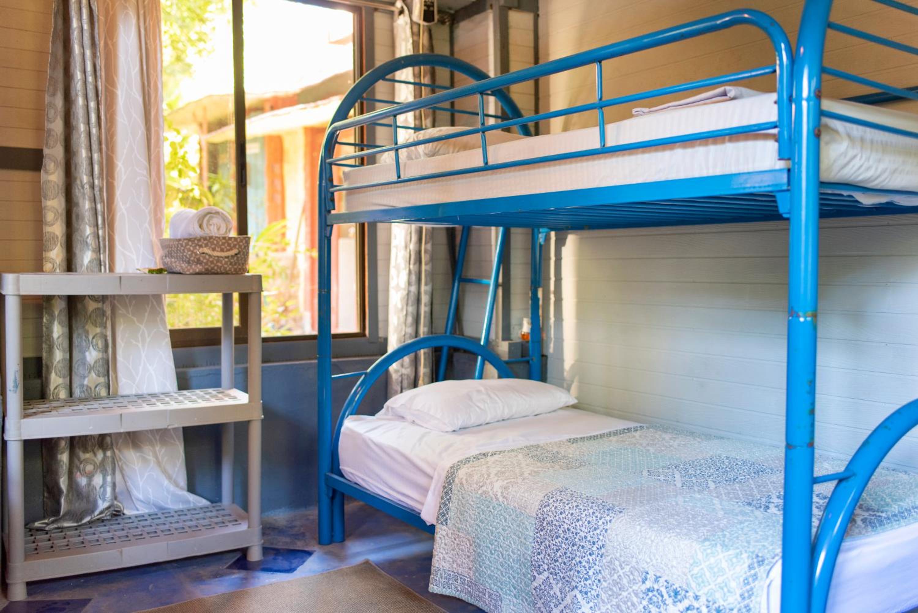 Triple Room with Shared Bathroom photo 2