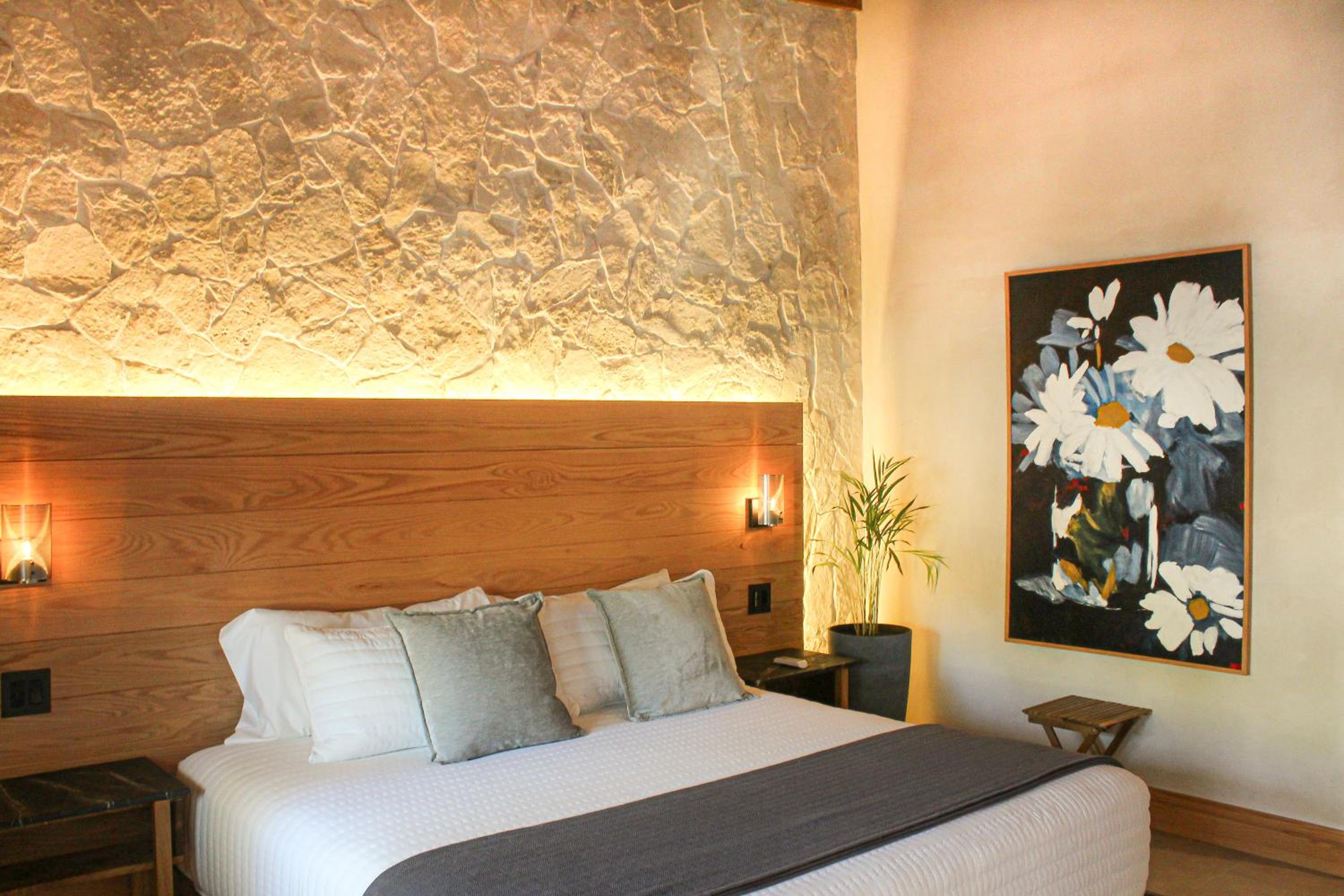 Deluxe King Room photo 3