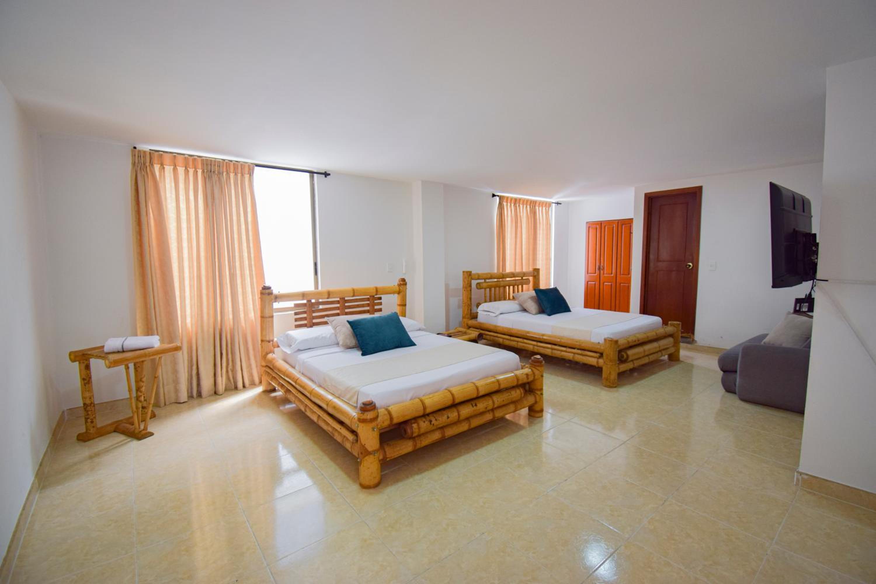 Standard Quadruple Room photo 1