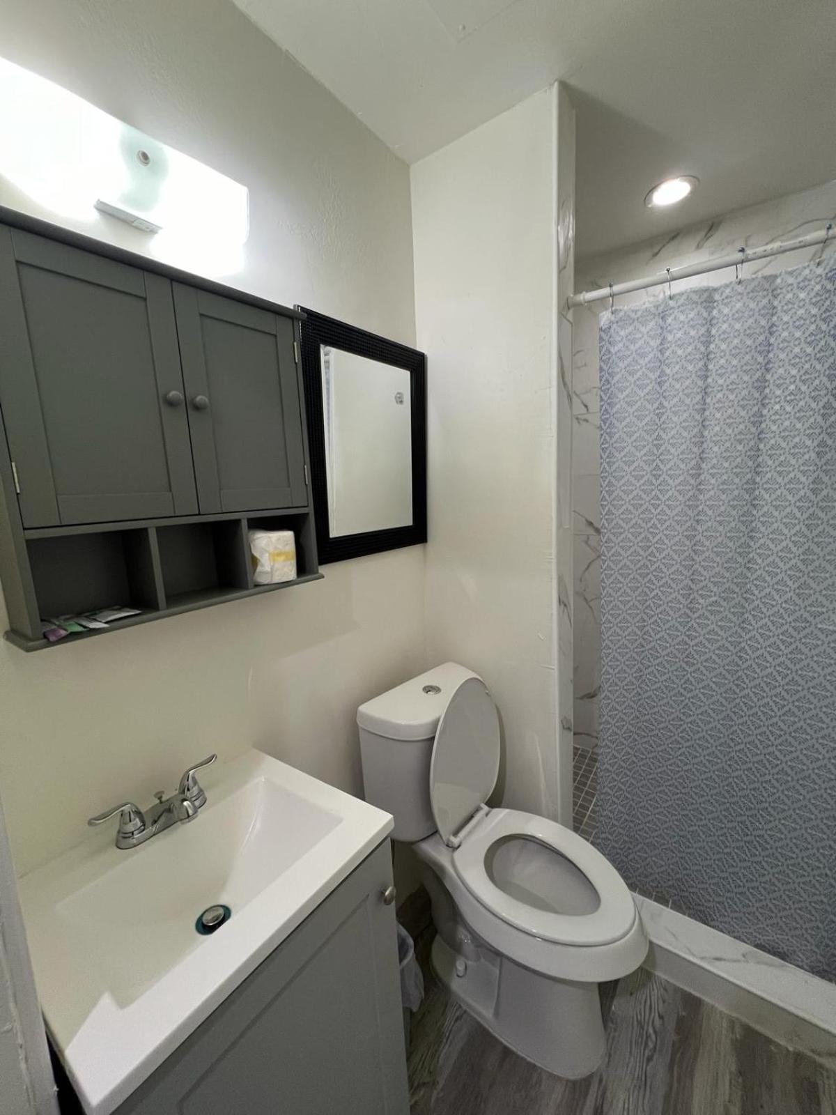 Deluxe Queen Room - Photo 4