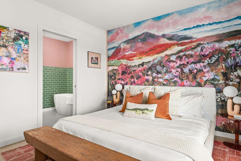 Four-Bedroom Standard Apartment